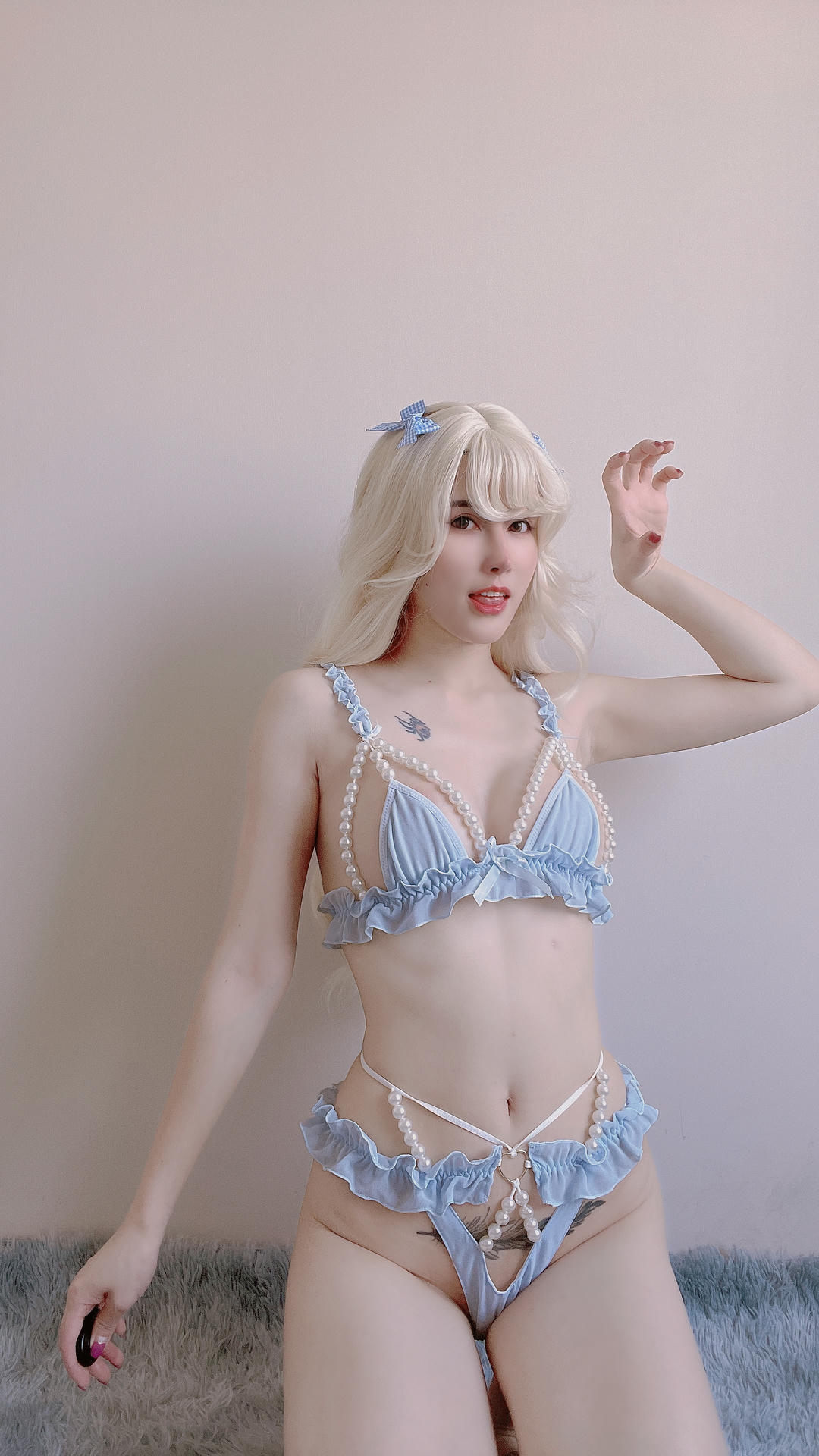 鹿八岁 NO.038 金发可爱女孩 [39P1V-1.52GB]_第1集