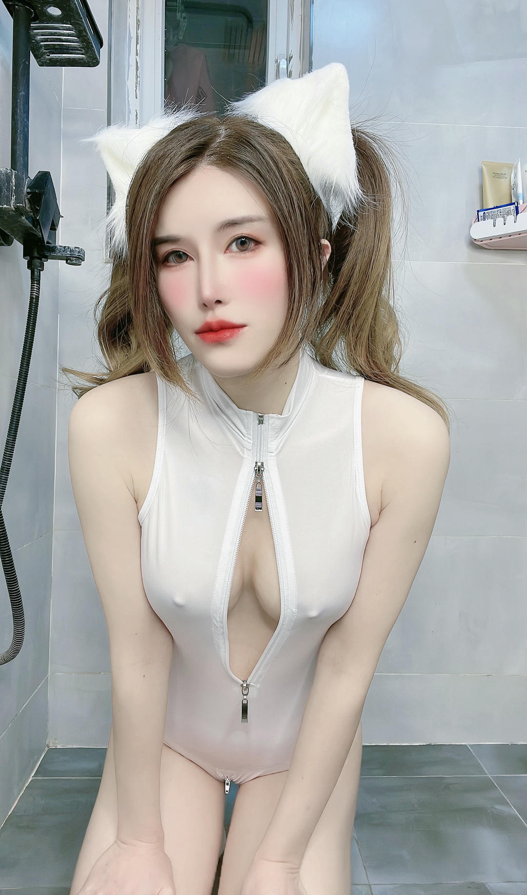 鹿八岁 NO.050 一起共浴吗 [52P-246MB]_第1集