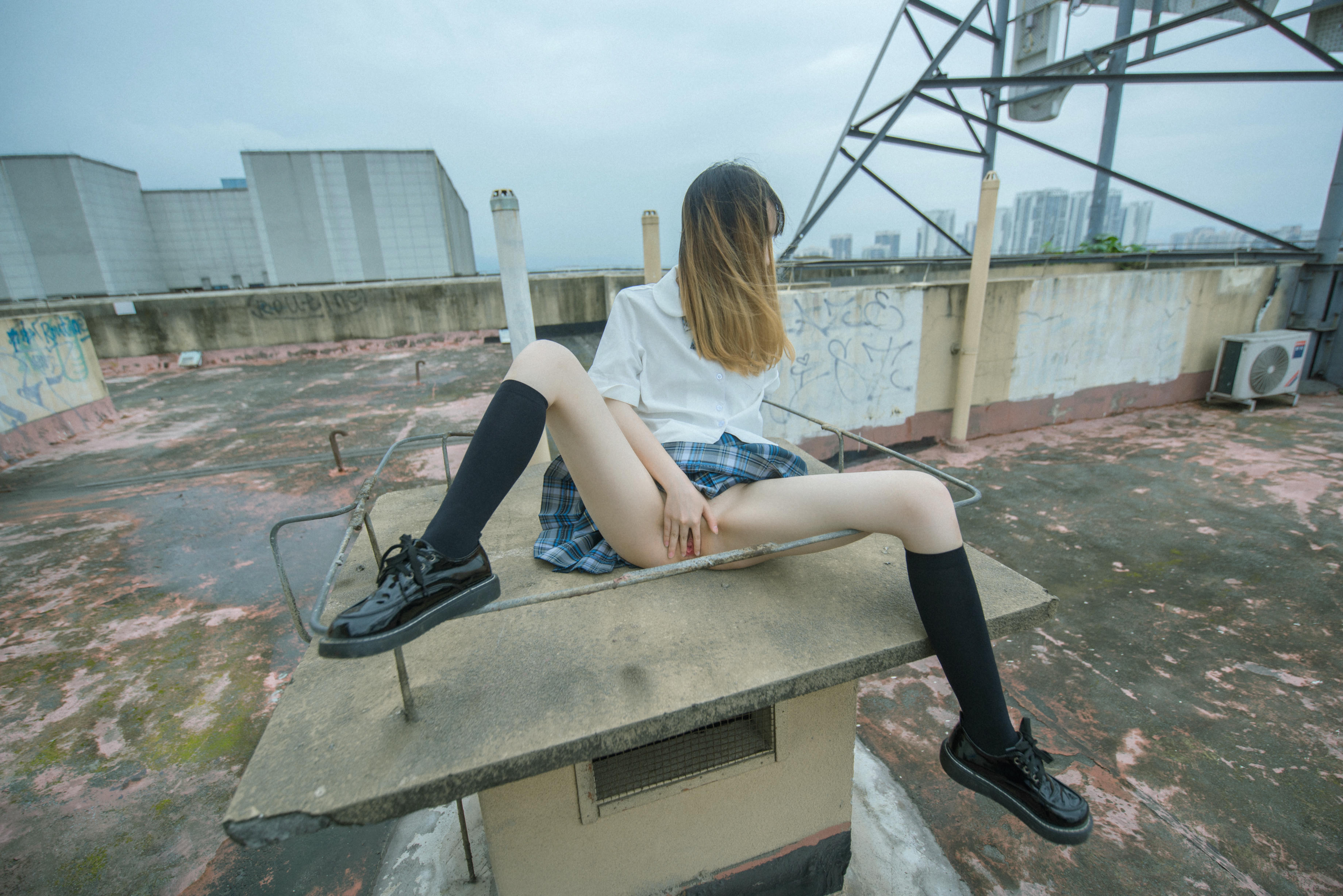 鹿初：非公开首秀 [40P 603MB]_第2集