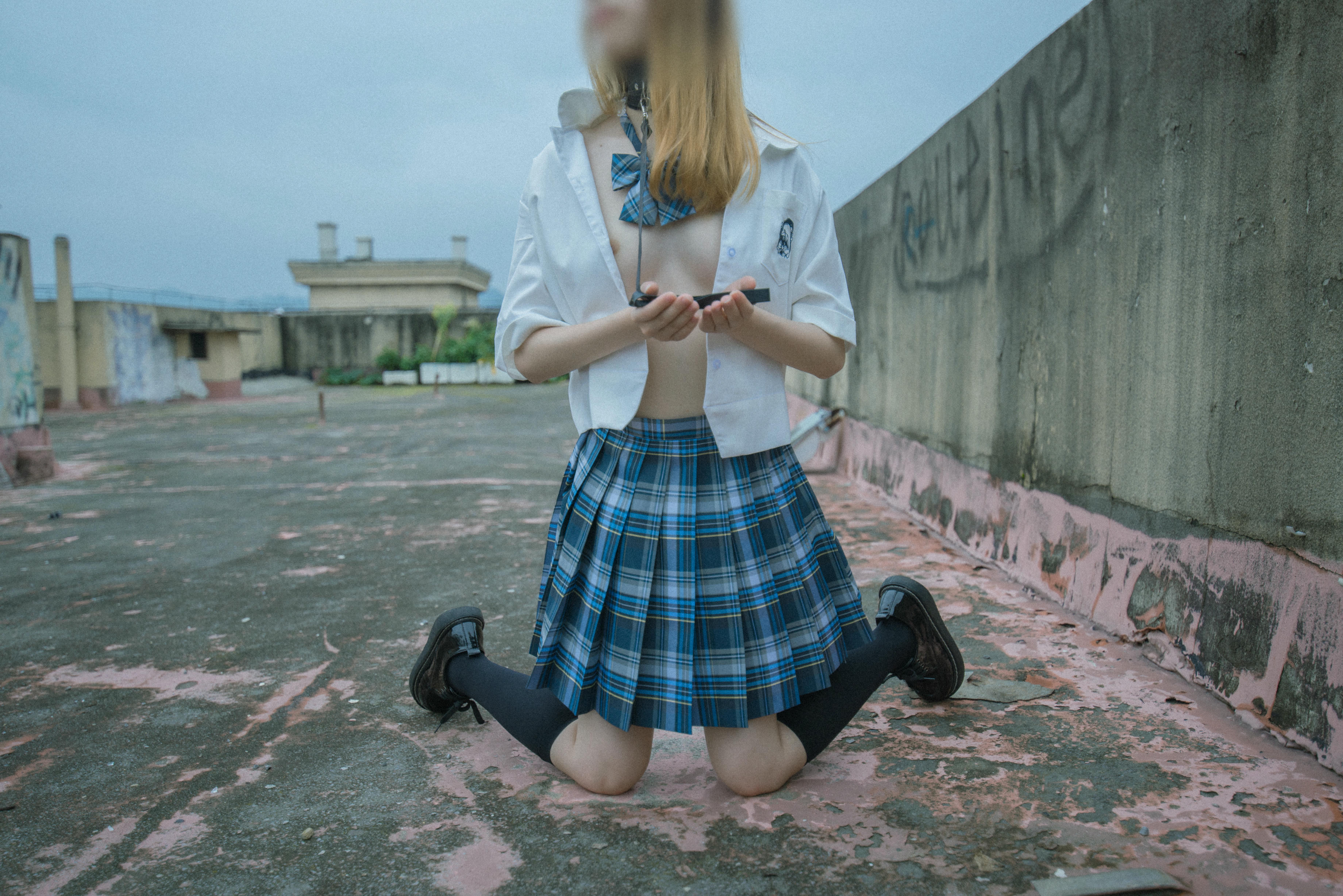 鹿初：非公开首秀 [40P 603MB]_第2集