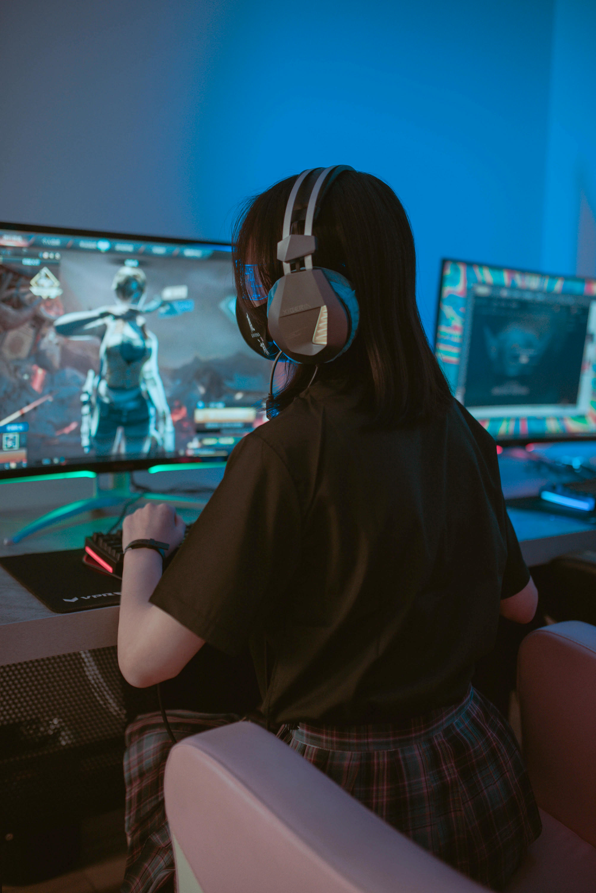 鹿初 NO.004 电竞少女 [48P 246MB]_第1集