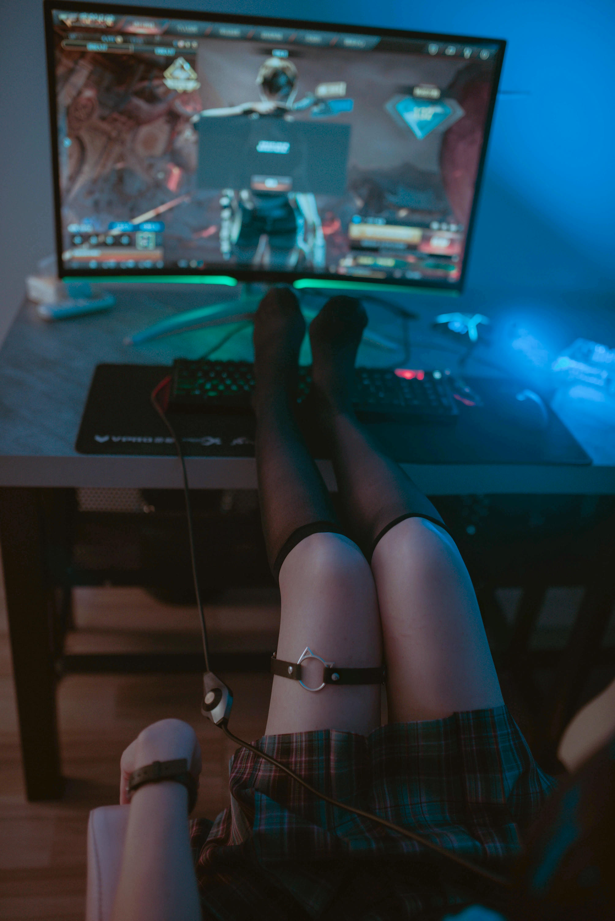 鹿初 NO.004 电竞少女 [48P 246MB]_第1集