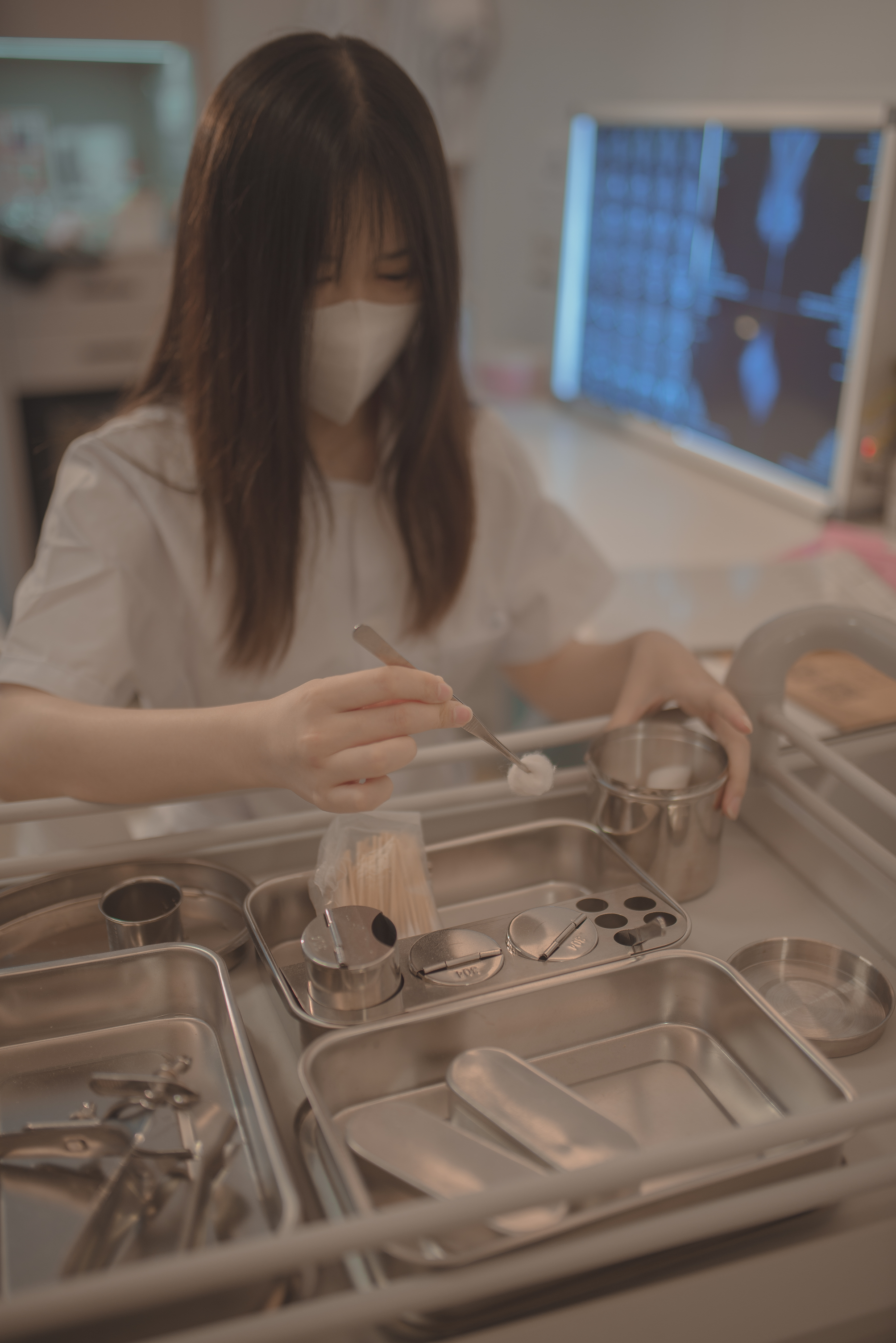 鹿初 NO.005 - 护士 [98P1V 2.19GB]_第2集