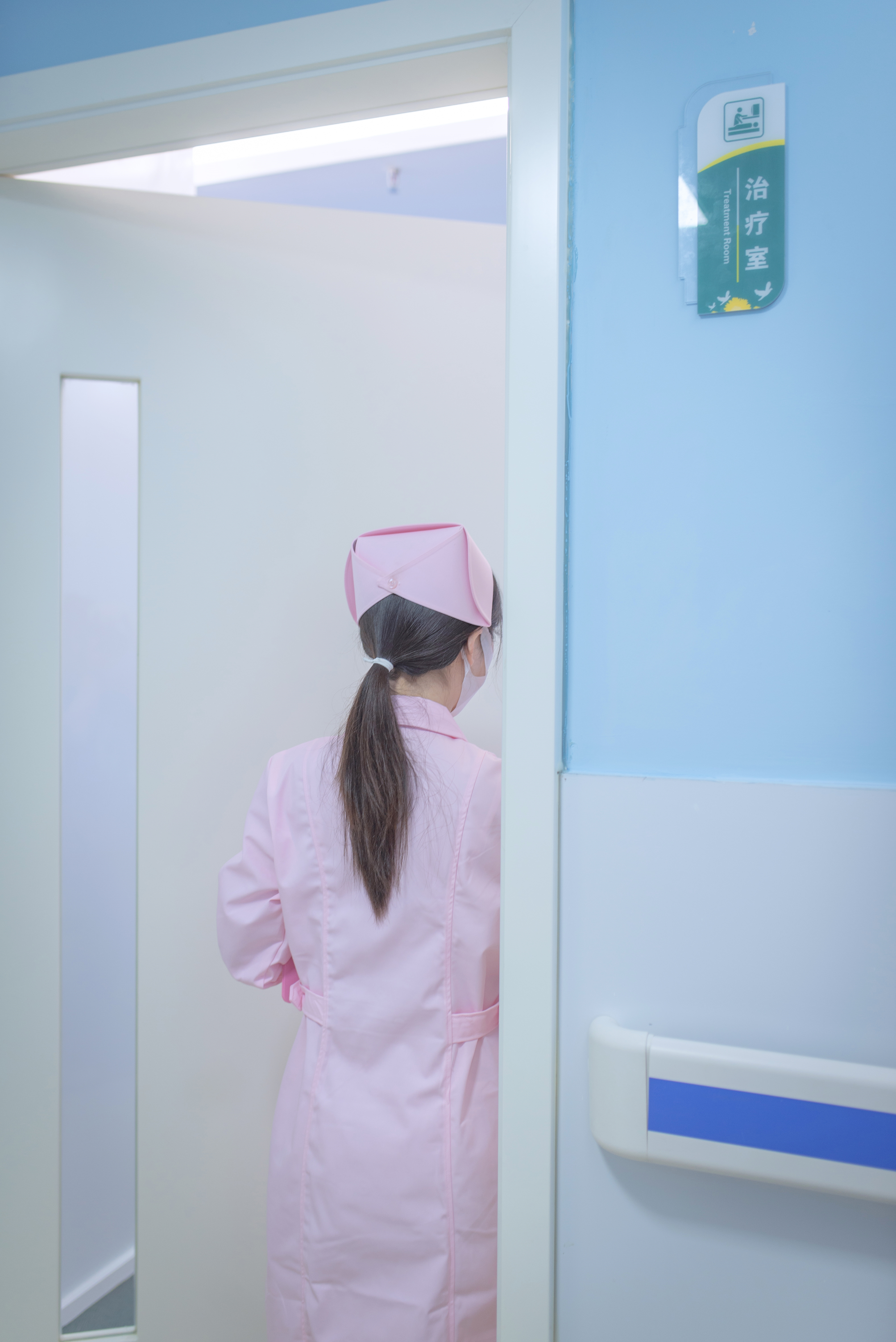 鹿初 NO.005 - 护士 [98P1V 2.19GB]_第4集