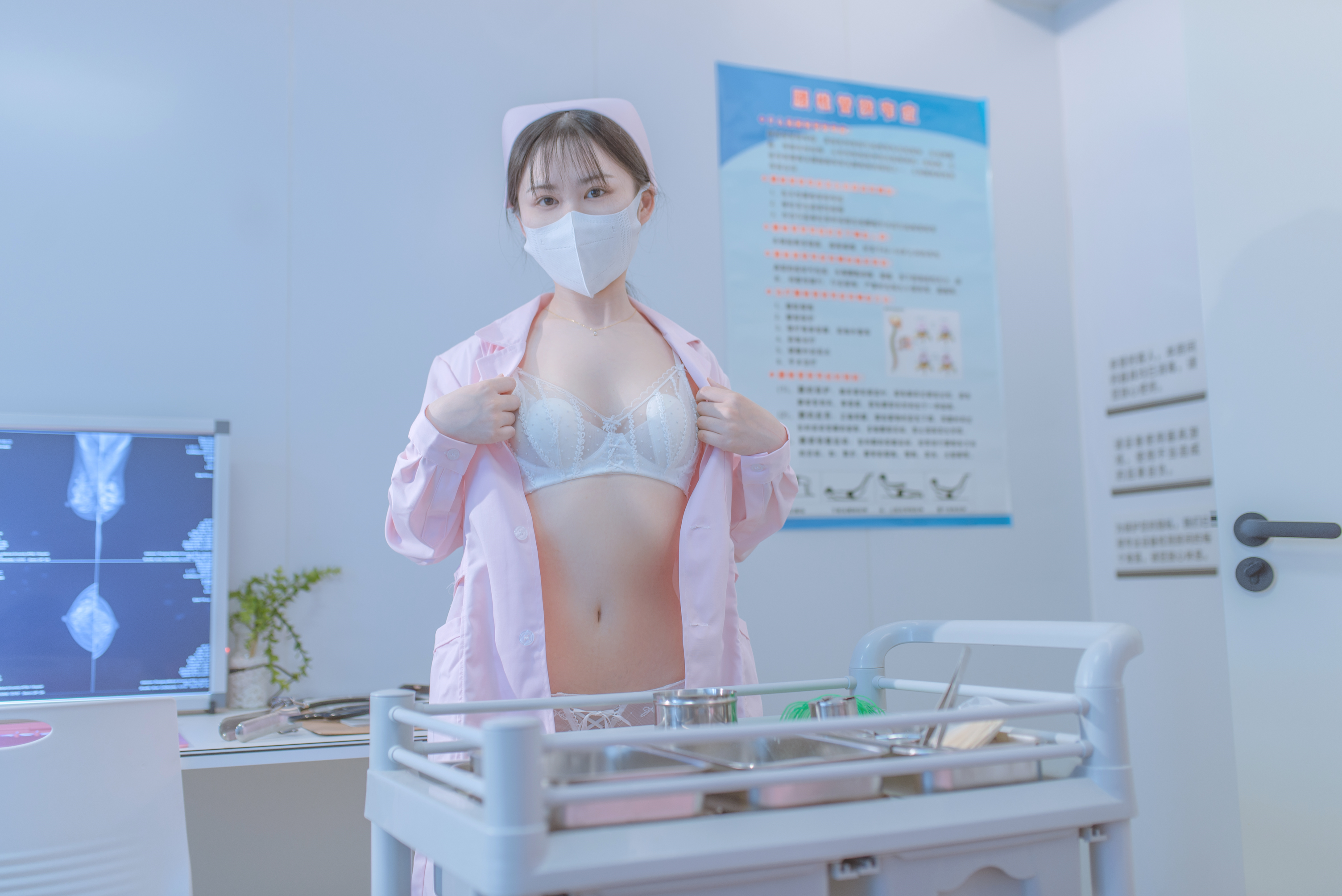 鹿初 NO.005 - 护士 [98P1V 2.19GB]_第4集