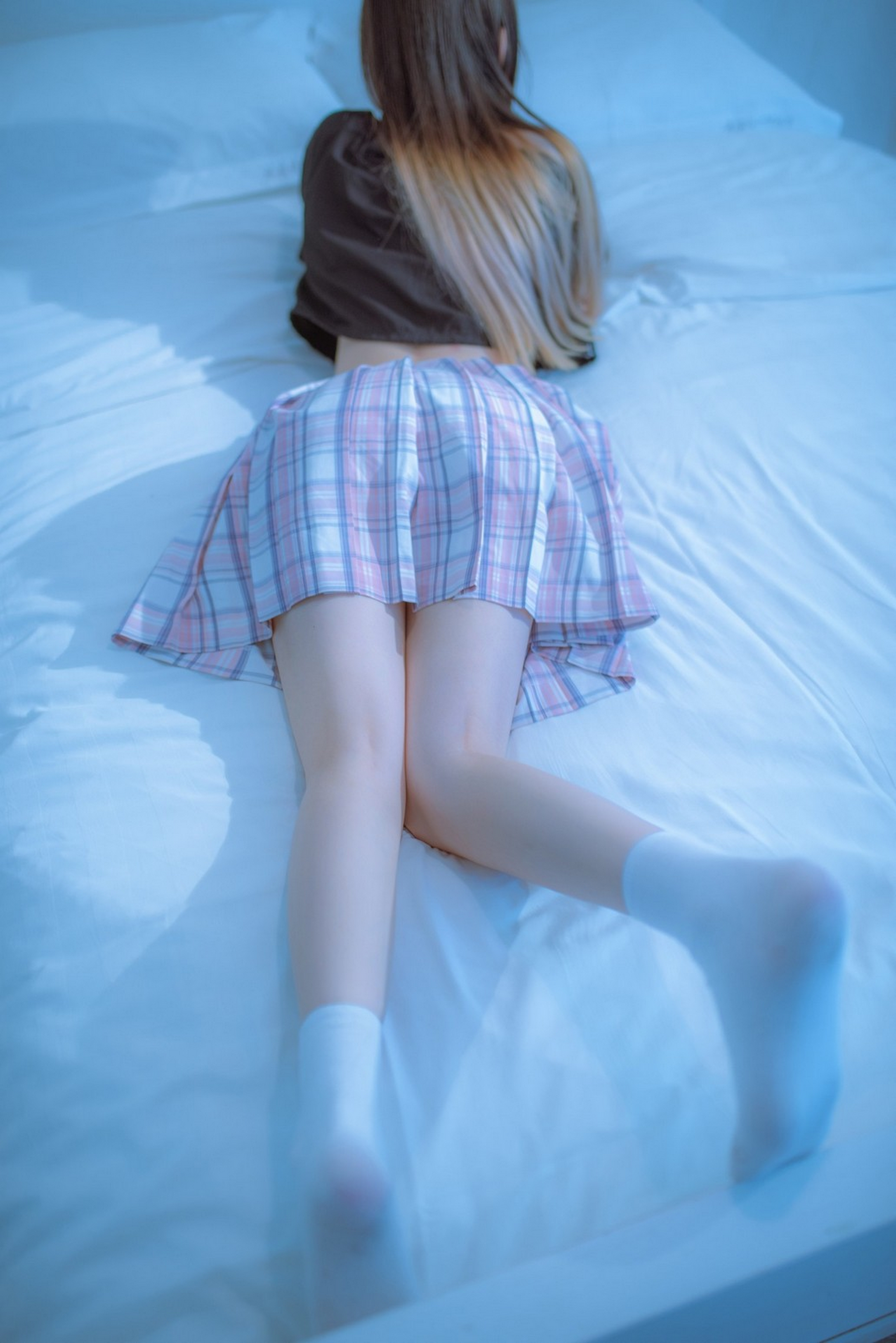 鹿初 NO.008 丢妹02 [53P 862MB]_第1集