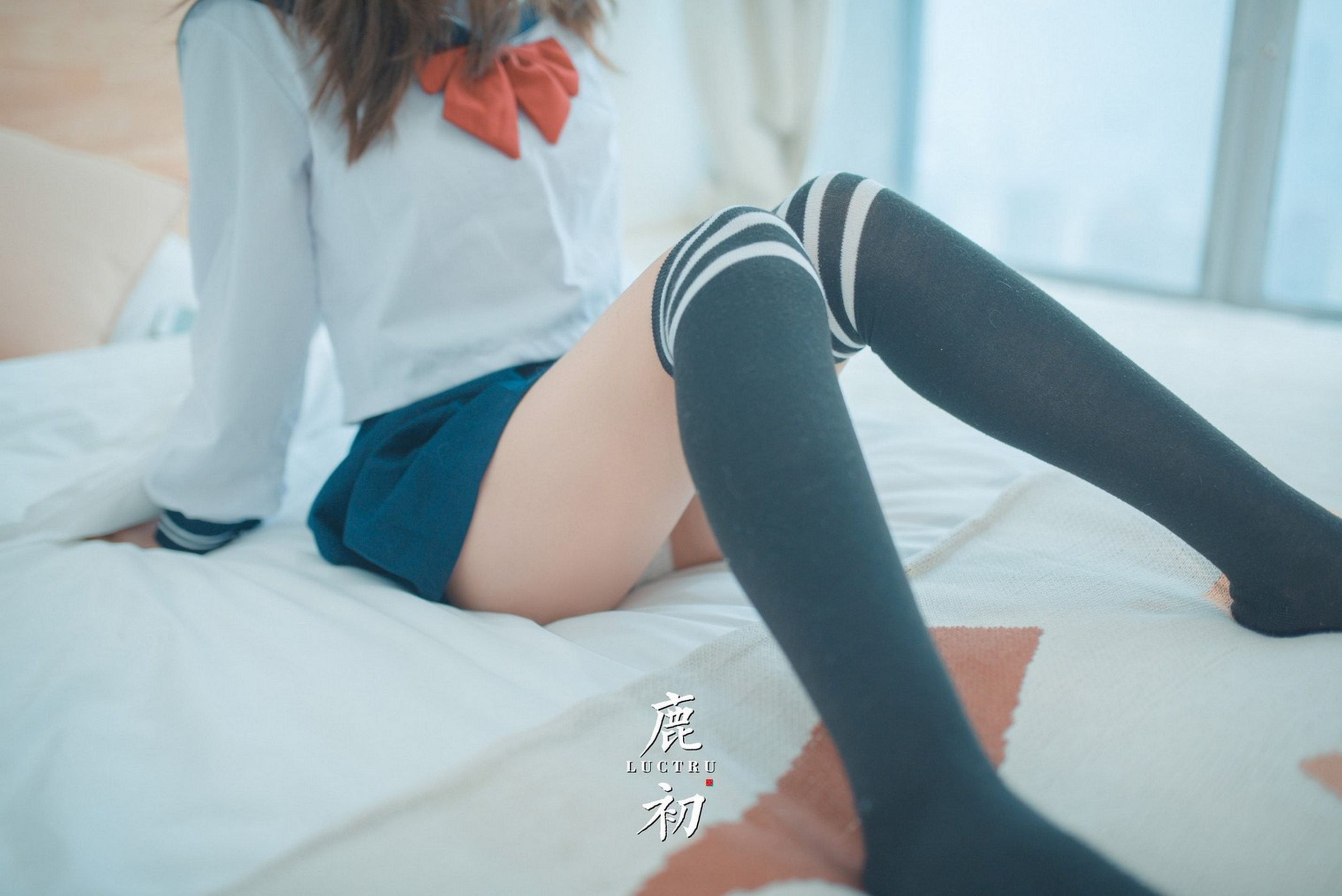 鹿初 NO.010 JK2 [47P 635MB]_第1集