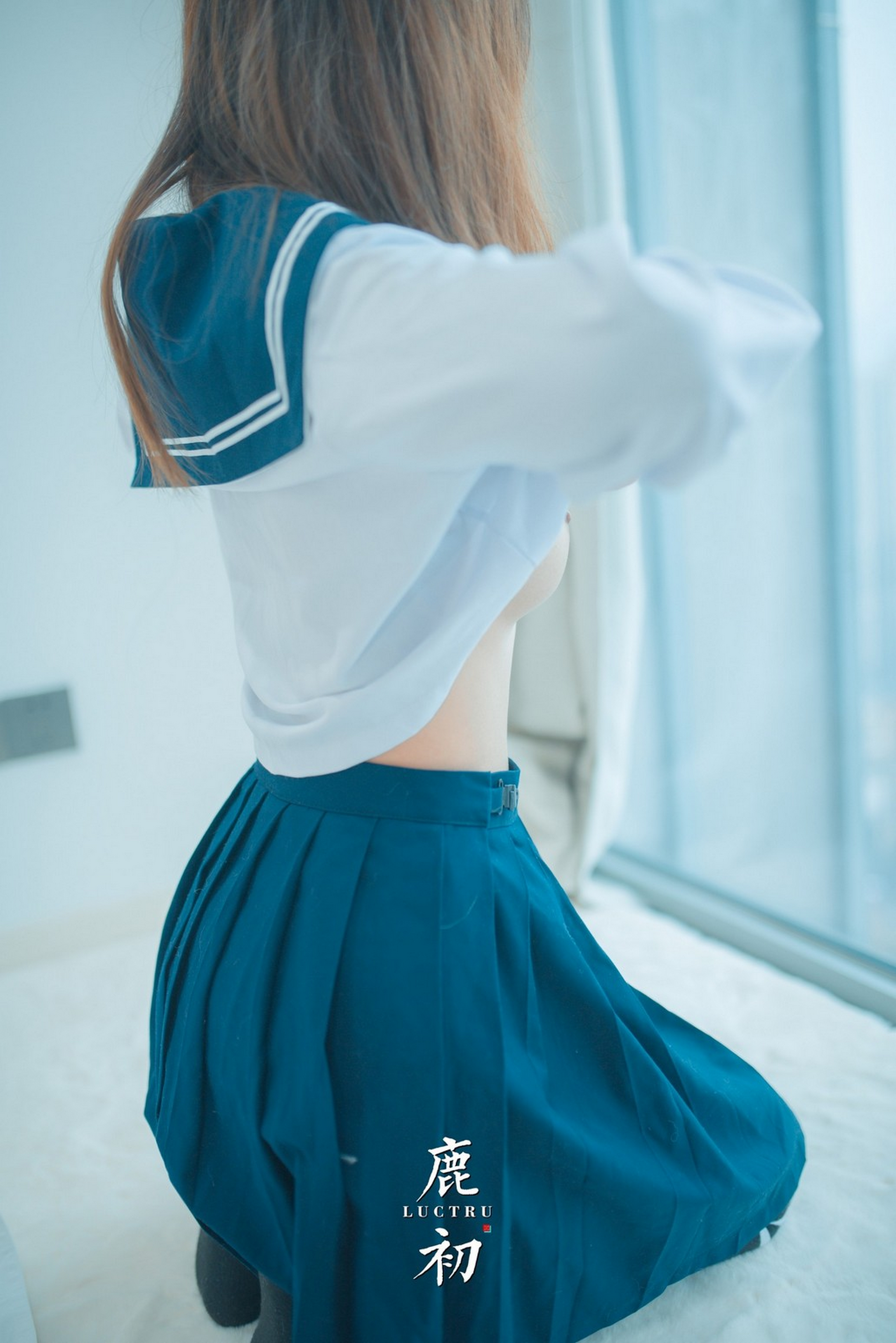 鹿初 NO.010 JK2 [47P 635MB]_第1集