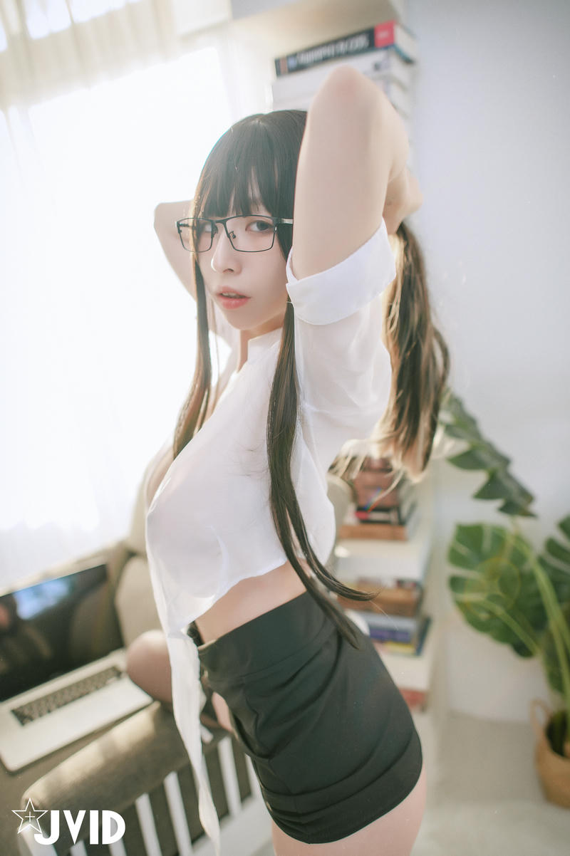 黎菲儿 NO.051 超完美女同事 [120P1V 654MB]_第2集