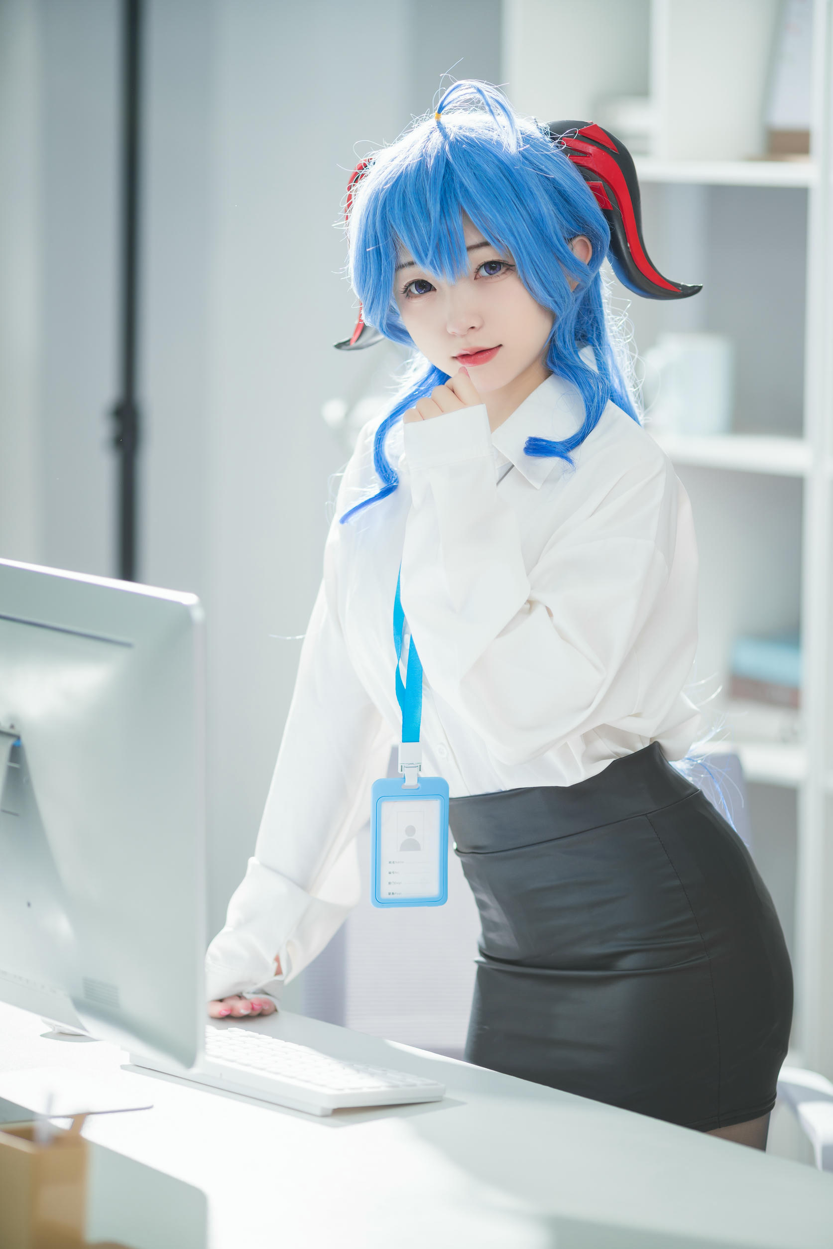 花铃Hana NO.020 甘雨秘书ol [94P-671MB]_第1集