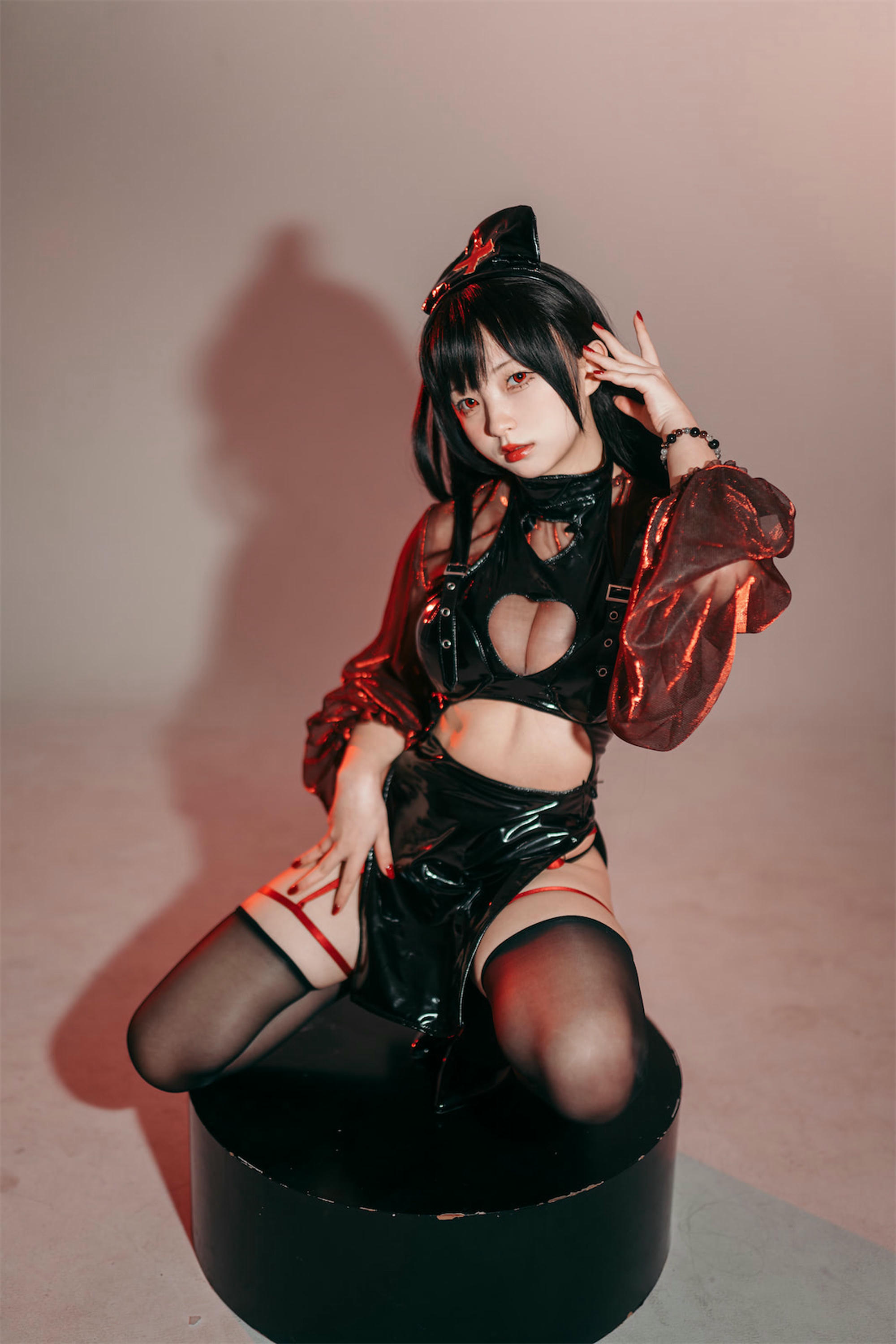 花铃Hana NO.021 猩红护士 [77P-281MB]_第3集