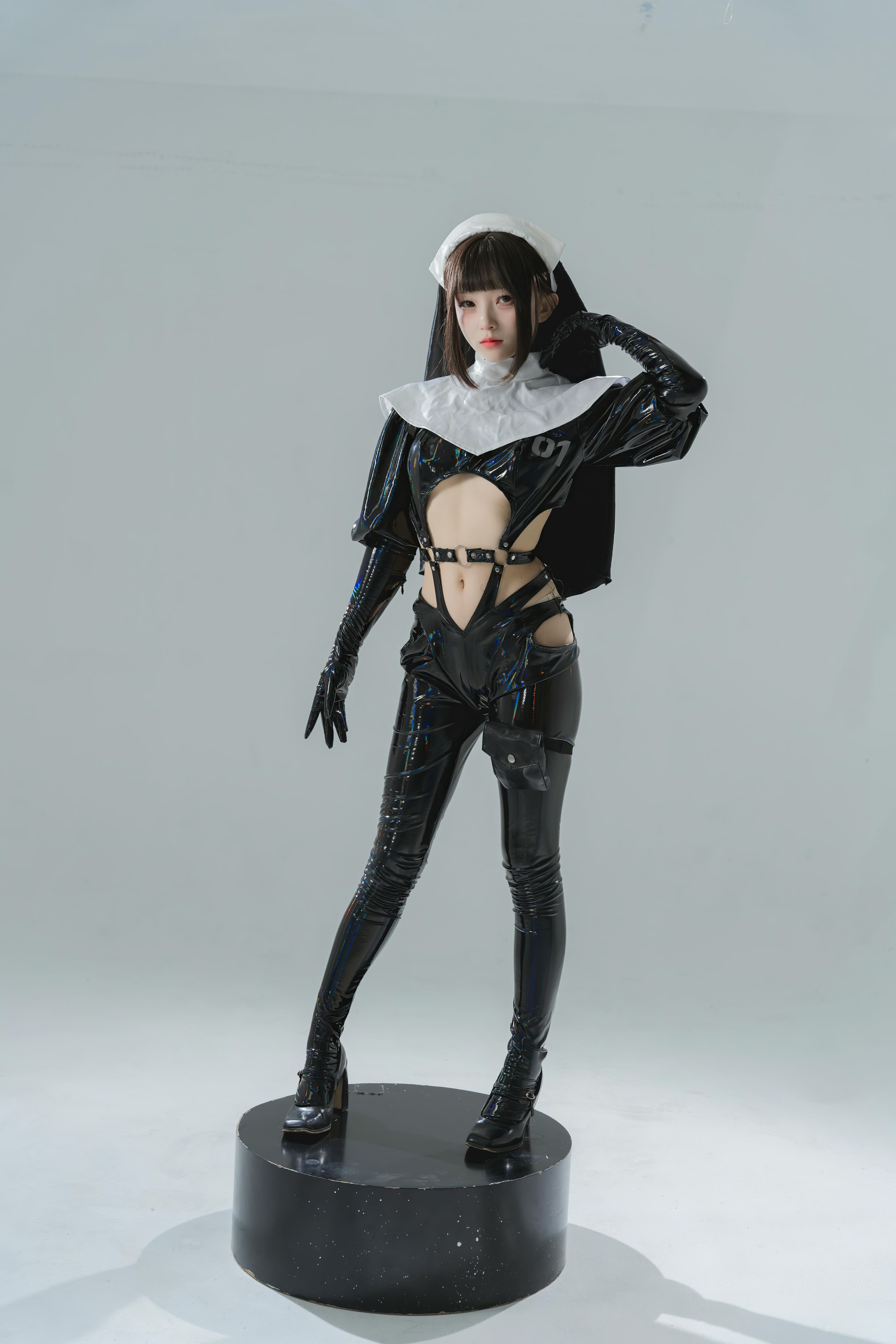 花铃Hana NO.030 漆皮修女[38P-309.1M]_第1集