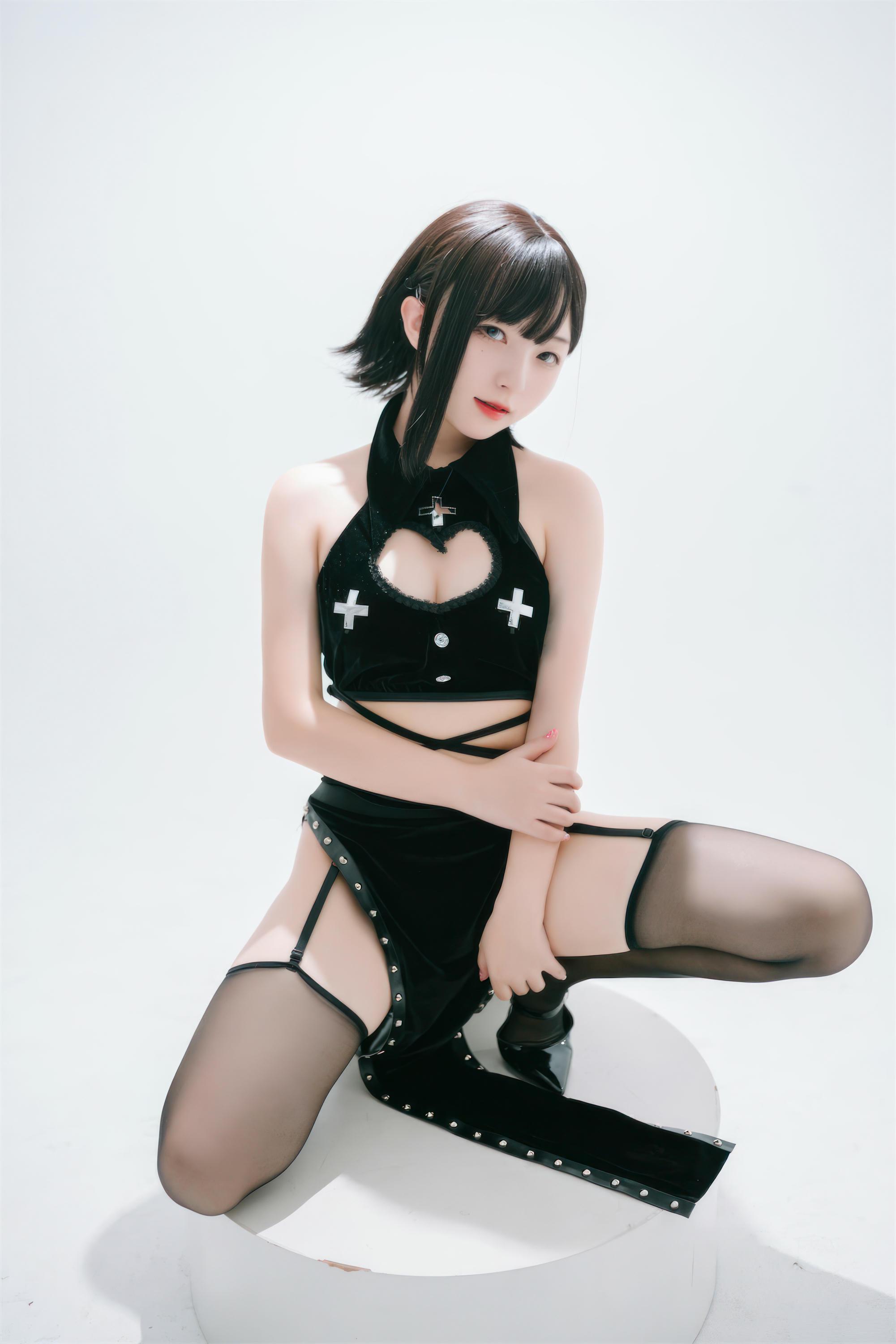 花铃Hana NO.039 吊带袜修女 [71P 259MB]_第2集