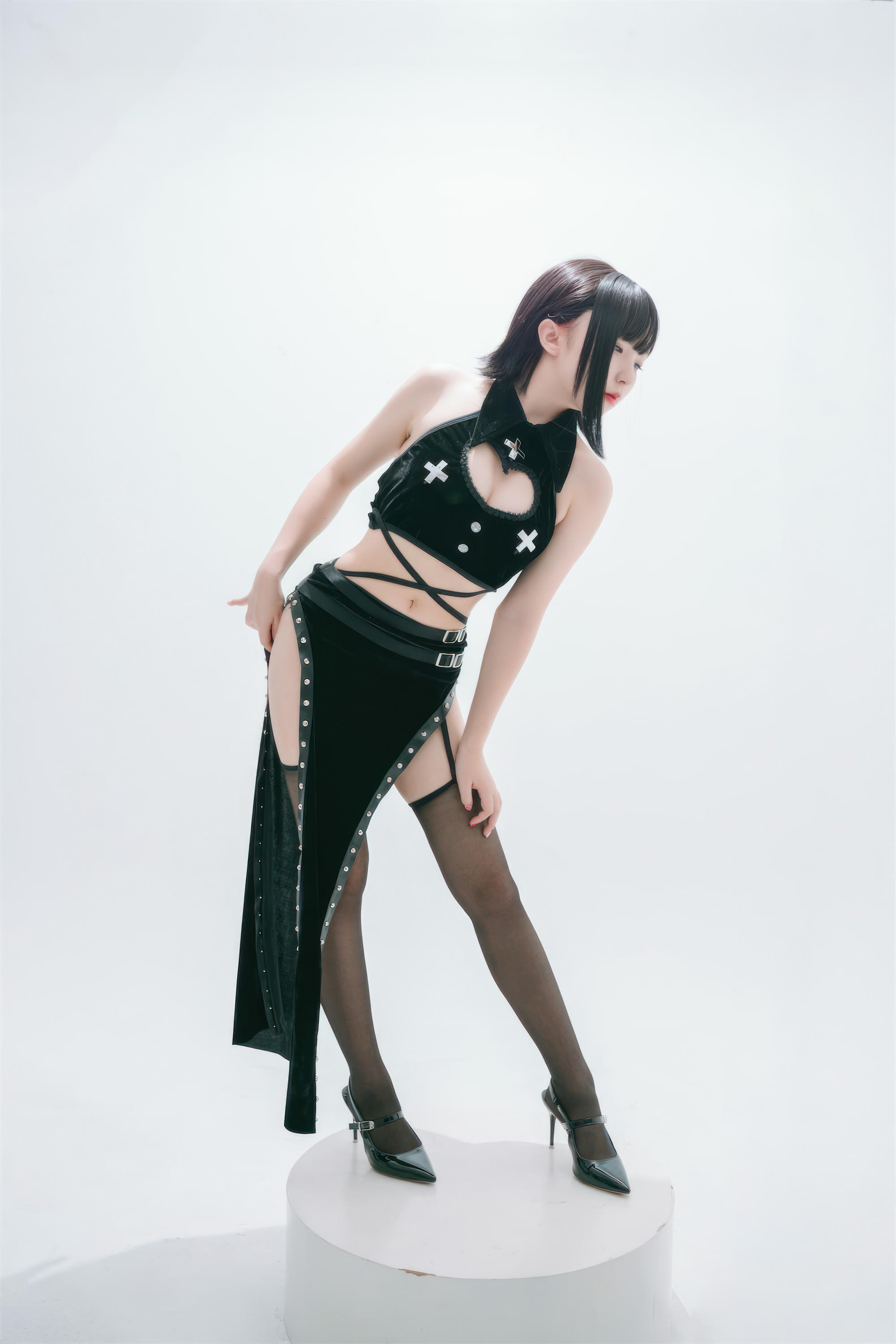 花铃Hana NO.039 吊带袜修女 [71P 259MB]_第3集