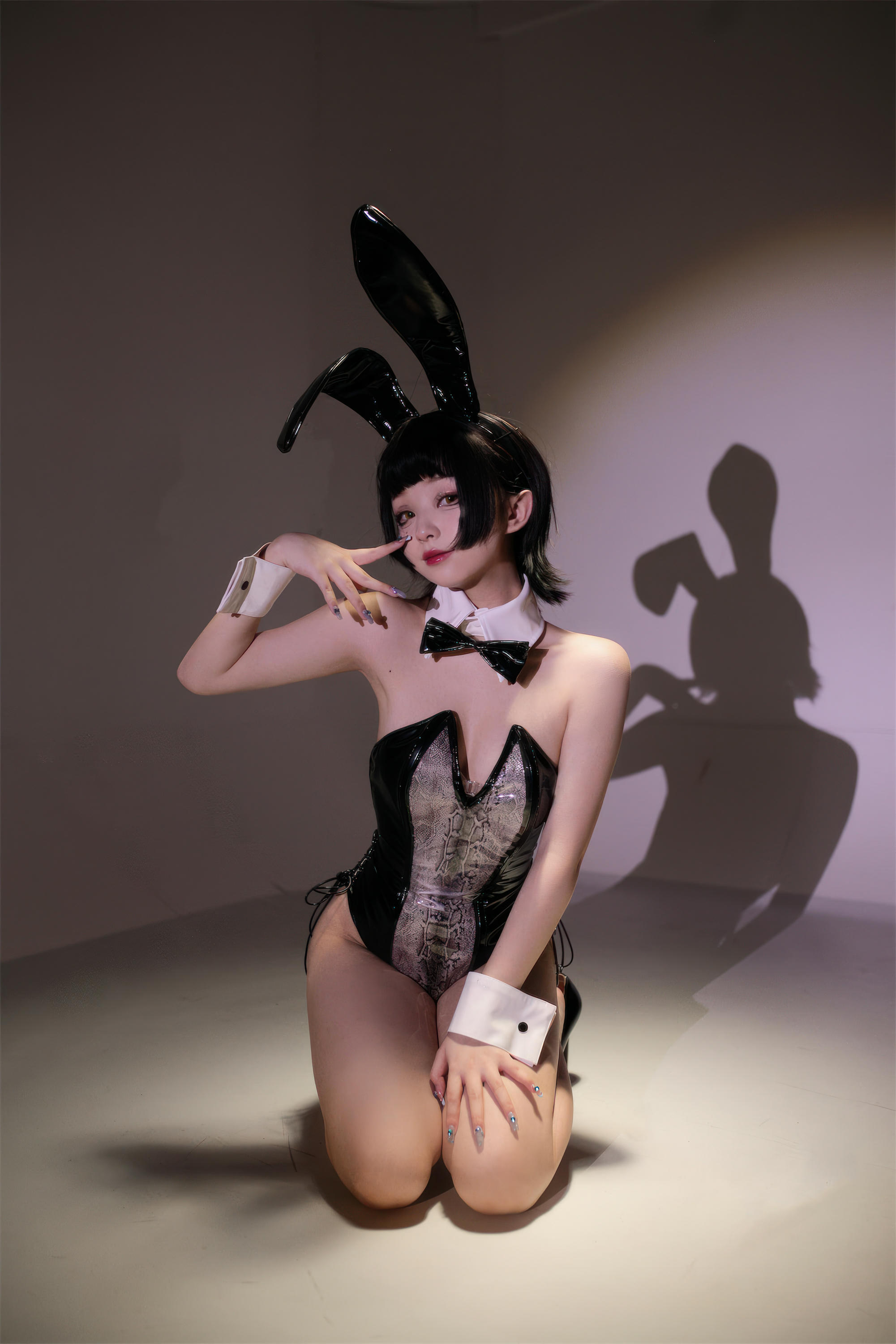 花铃Hana NO.041 蛇女郎 [51P 254MB]_第2集