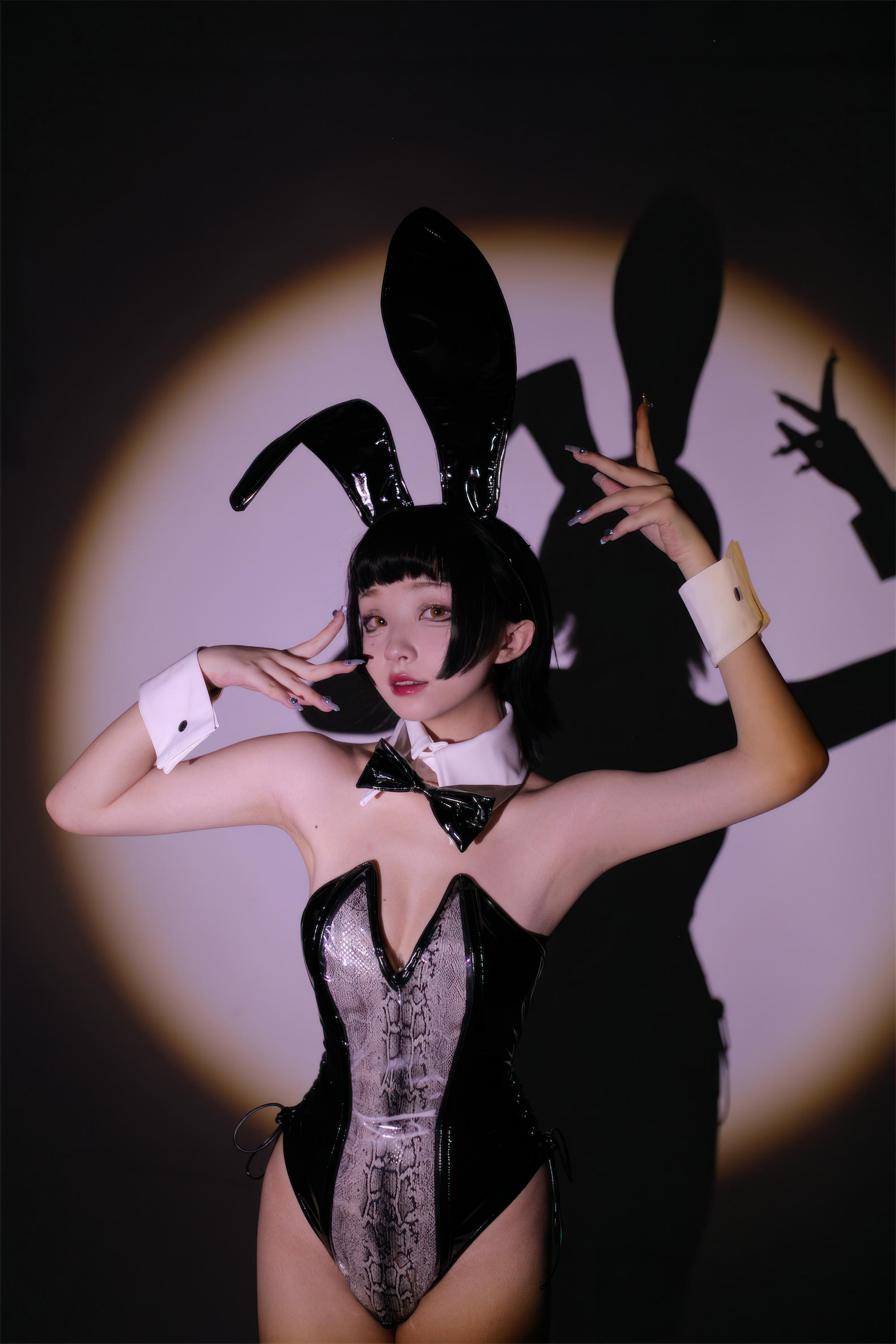 花铃Hana NO.041 蛇女郎 [51P 254MB]_第2集