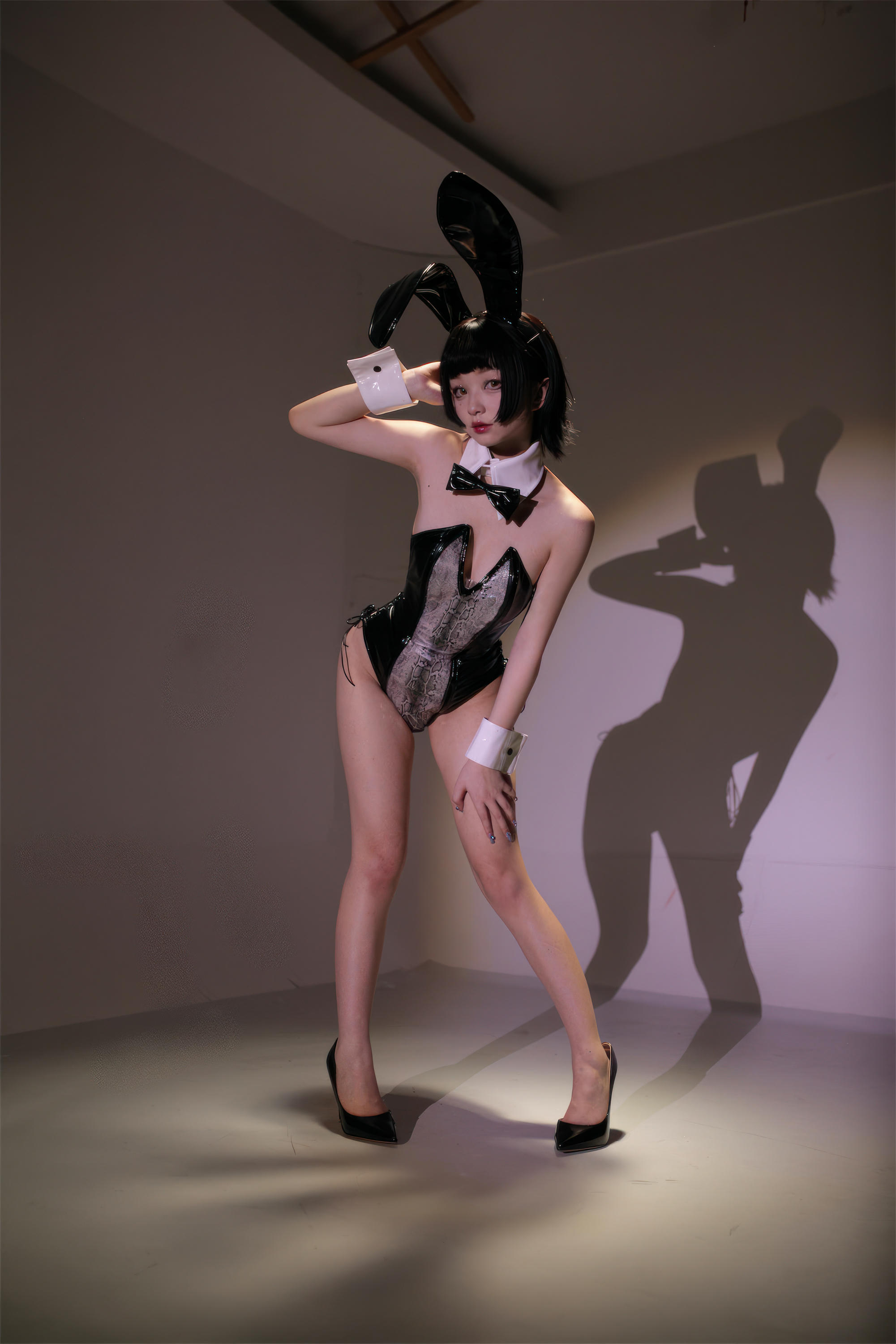 花铃Hana NO.041 蛇女郎 [51P 254MB]_第2集