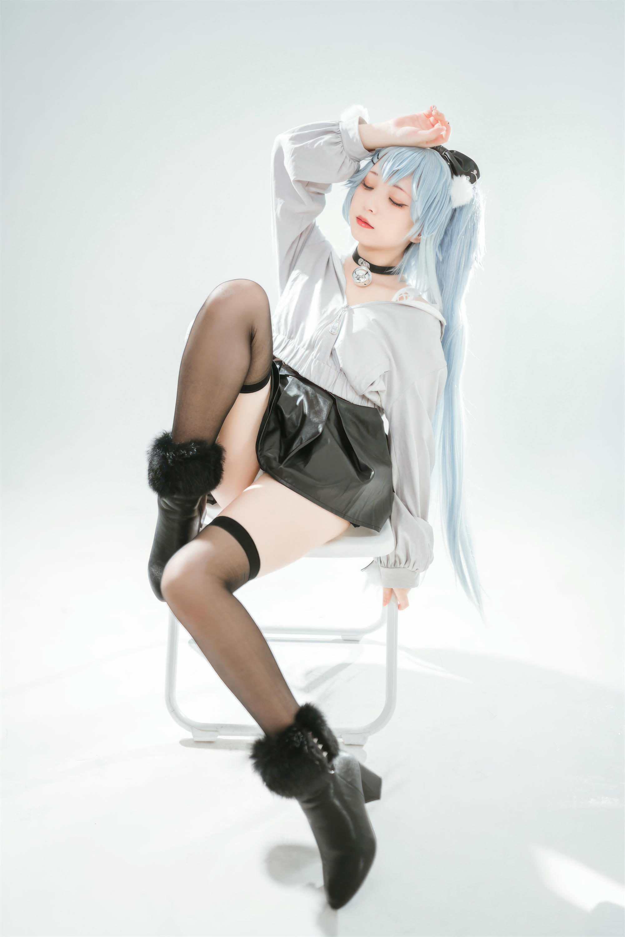 花铃Hana NO.045 芙洛伦 药心巧克力 [84P 451MB]_第2集