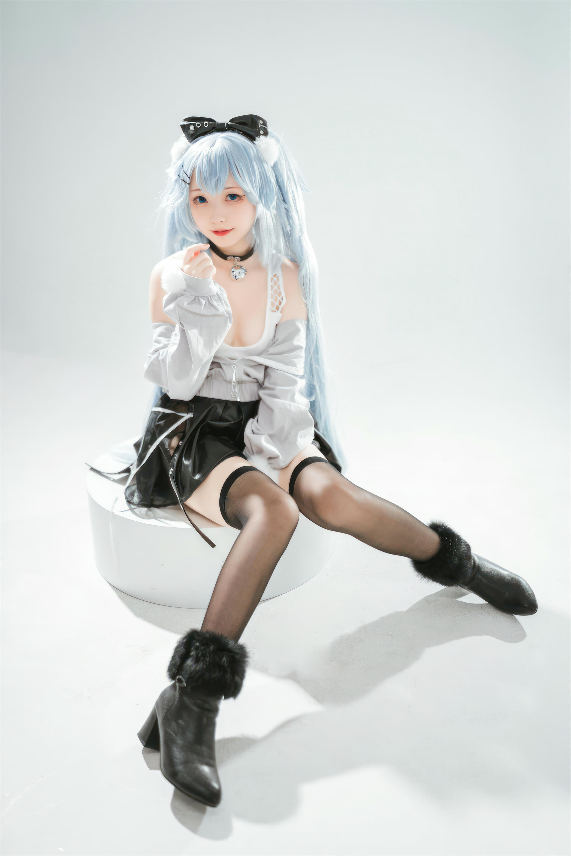 花铃Hana NO.045 芙洛伦 药心巧克力 [84P 451MB]_第3集