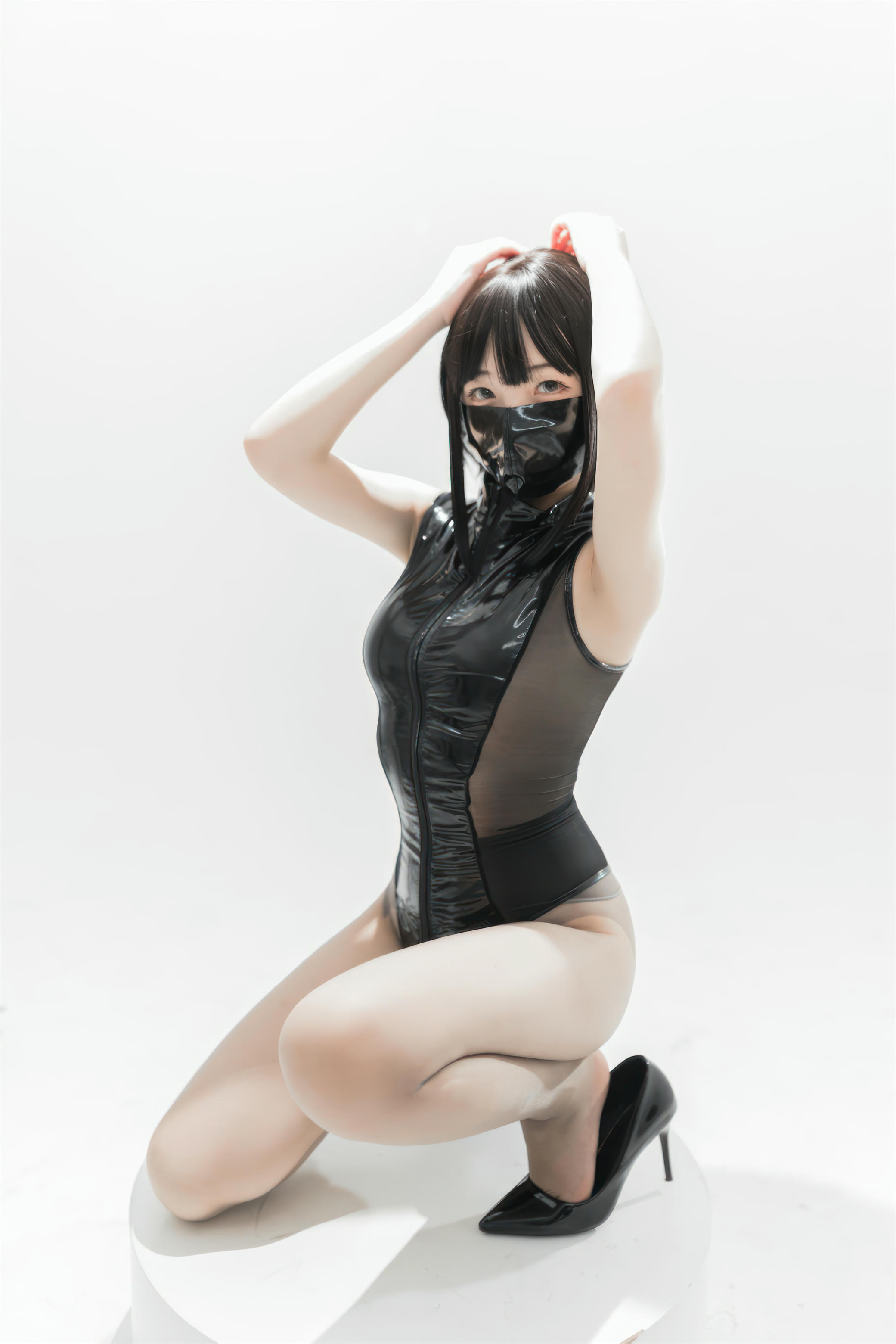 花铃Hana NO.049 灰丝皮衣 [73P 286MB]_第3集