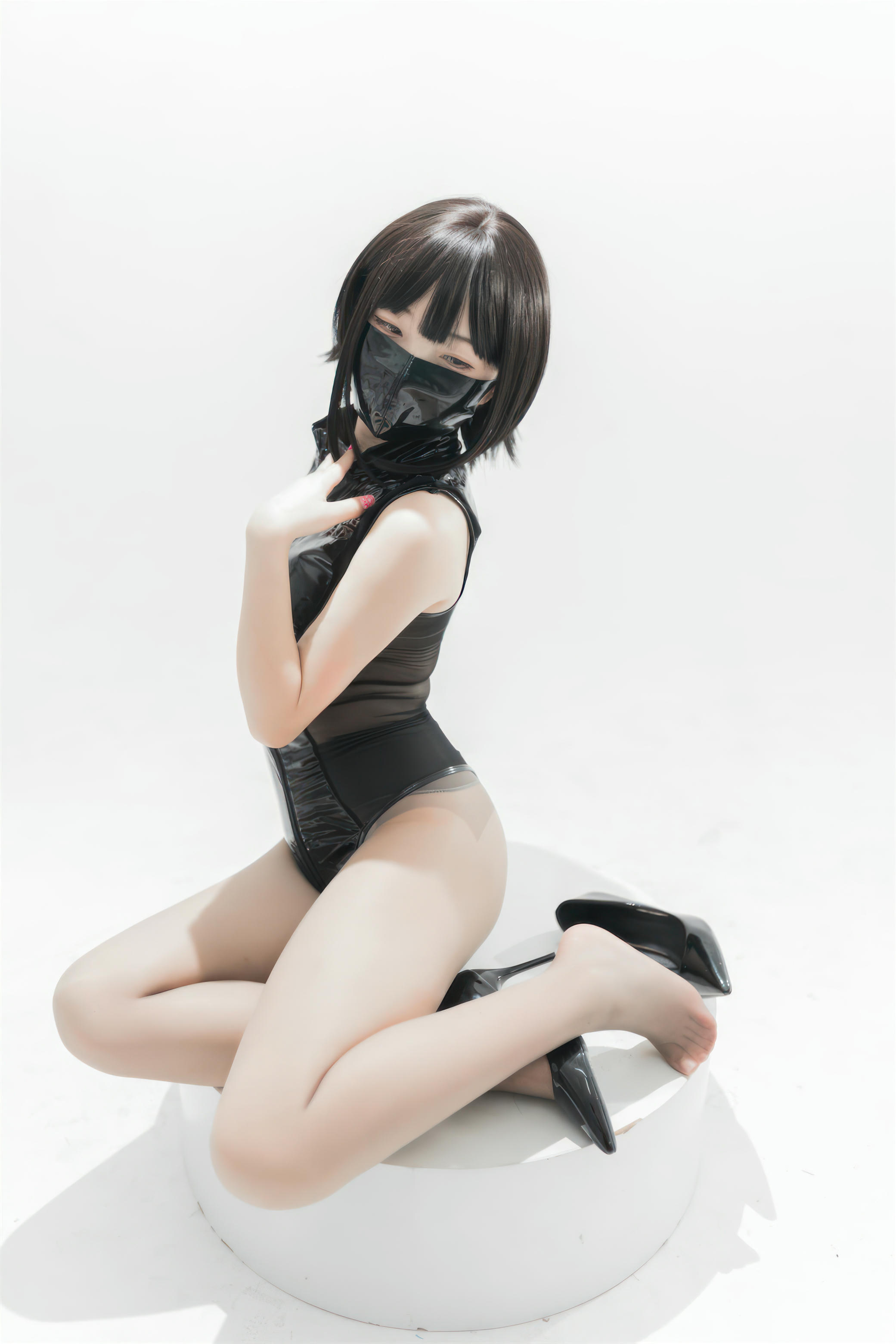 花铃Hana NO.049 灰丝皮衣 [73P 286MB]_第3集