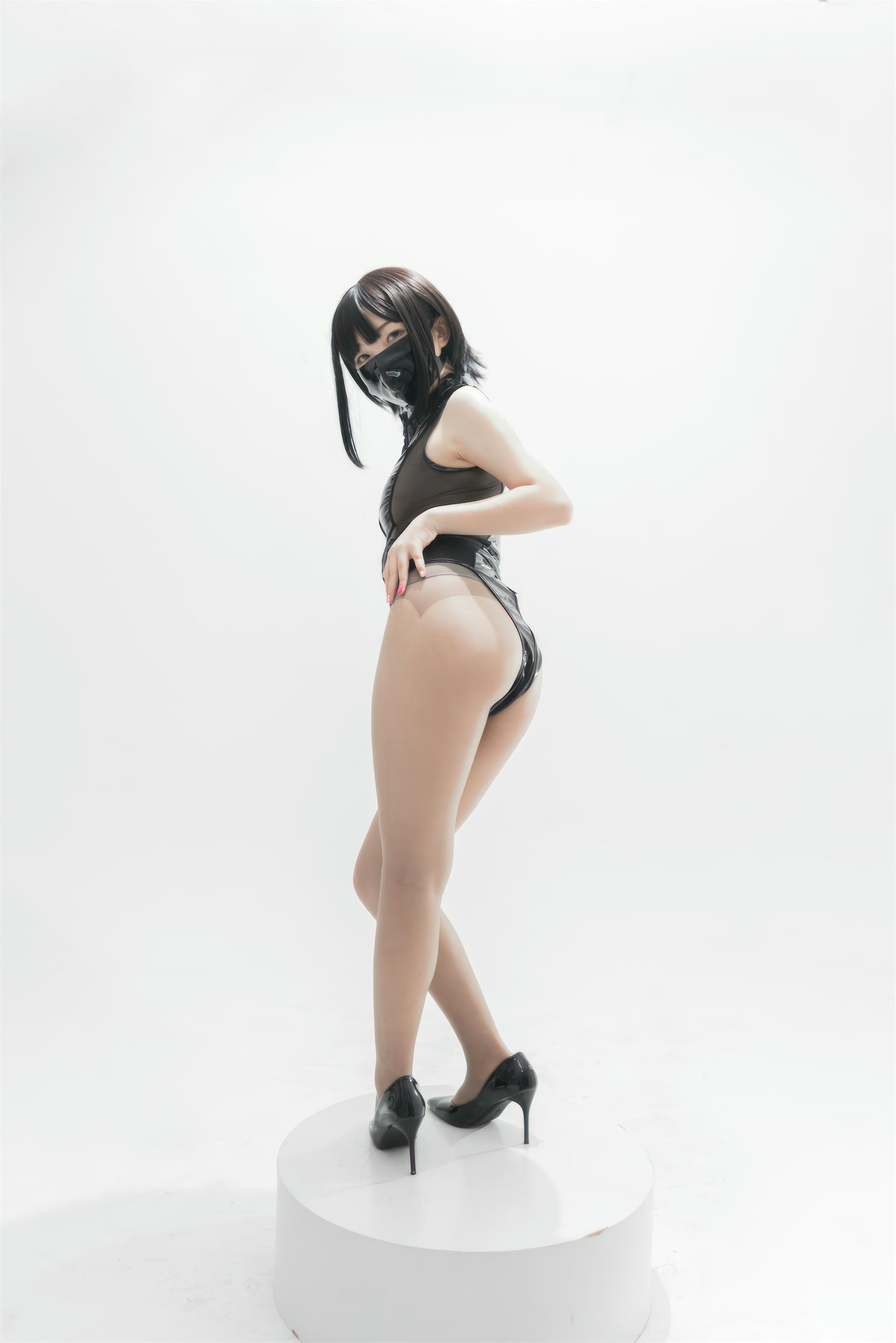 花铃Hana NO.049 灰丝皮衣 [73P 286MB]_第1集