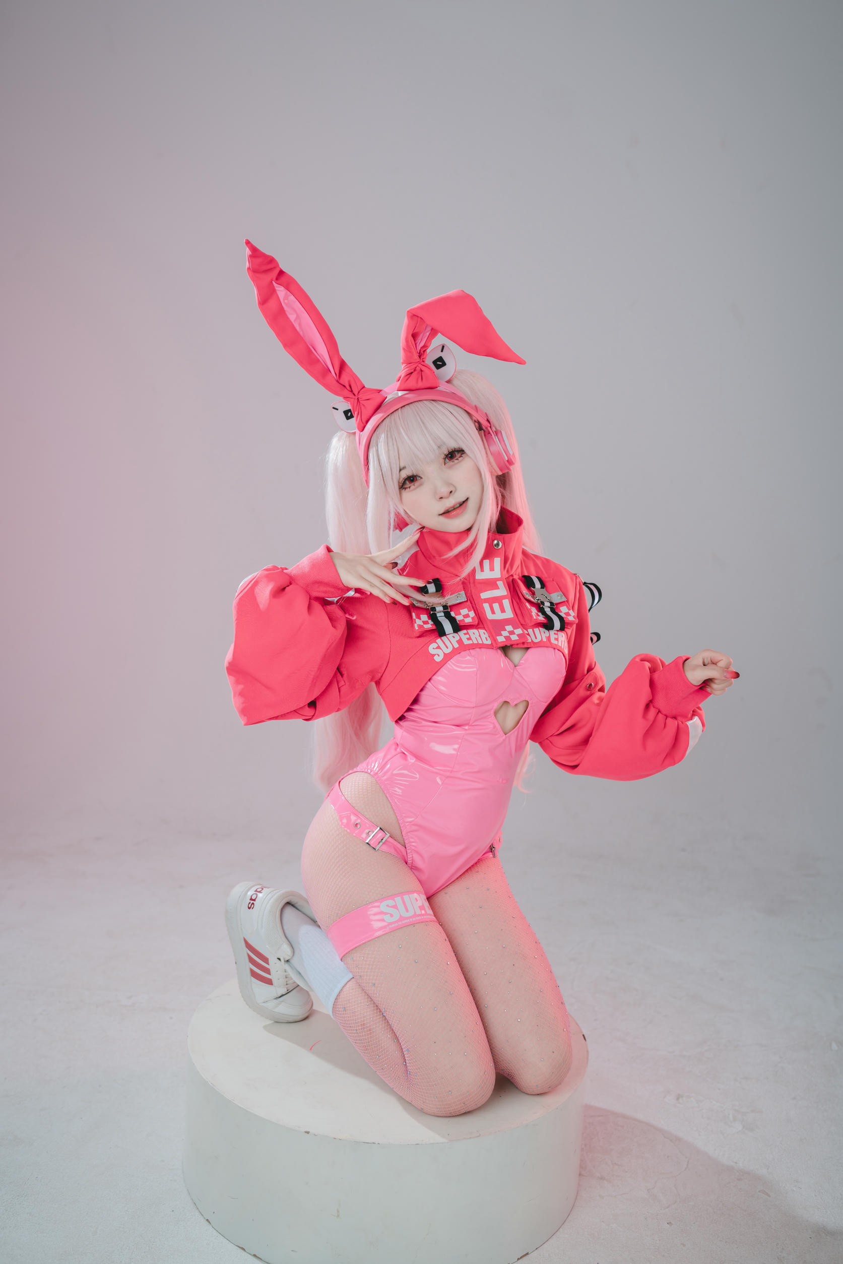 花铃Hana NO.050 爱丽丝兔女郎 [66P 142MB]_第1集