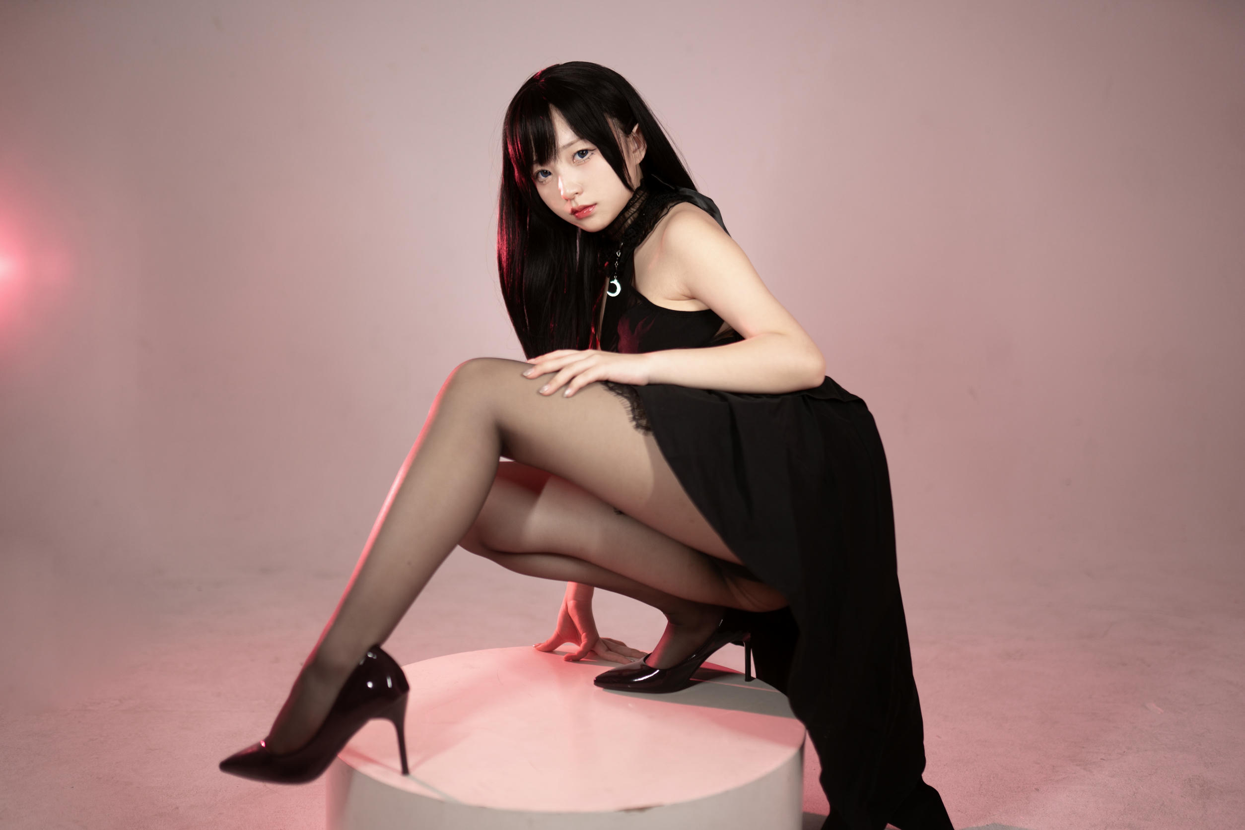 花铃Hana NO.051 黑丝燕尾礼服 [85P 732MB]_第1集