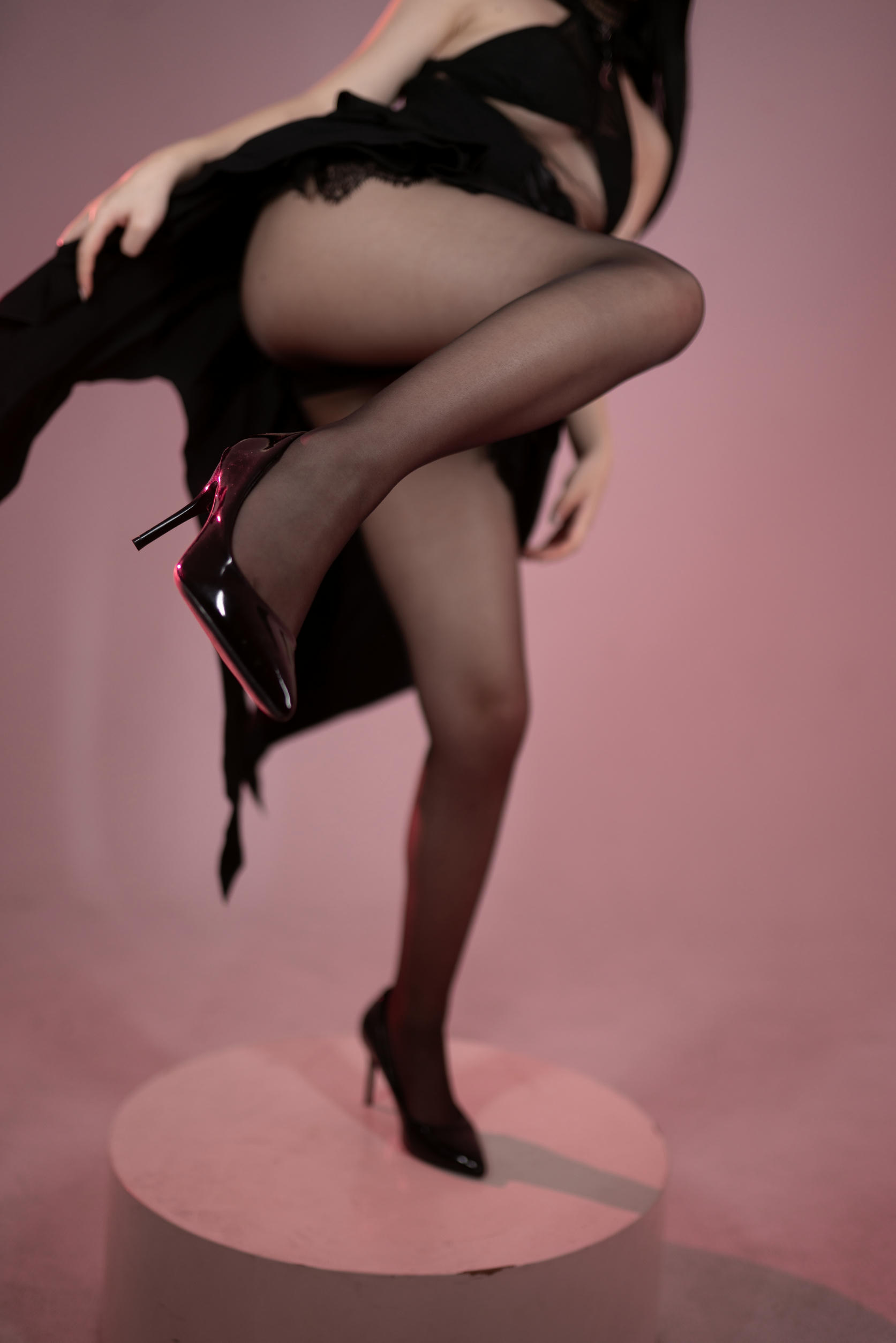 花铃Hana NO.051 黑丝燕尾礼服 [85P 732MB]_第3集