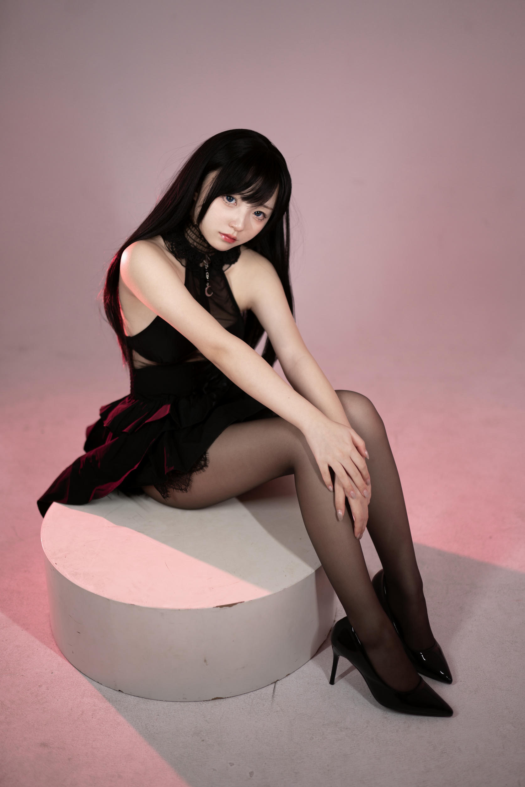 花铃Hana NO.051 黑丝燕尾礼服 [85P 732MB]_第3集