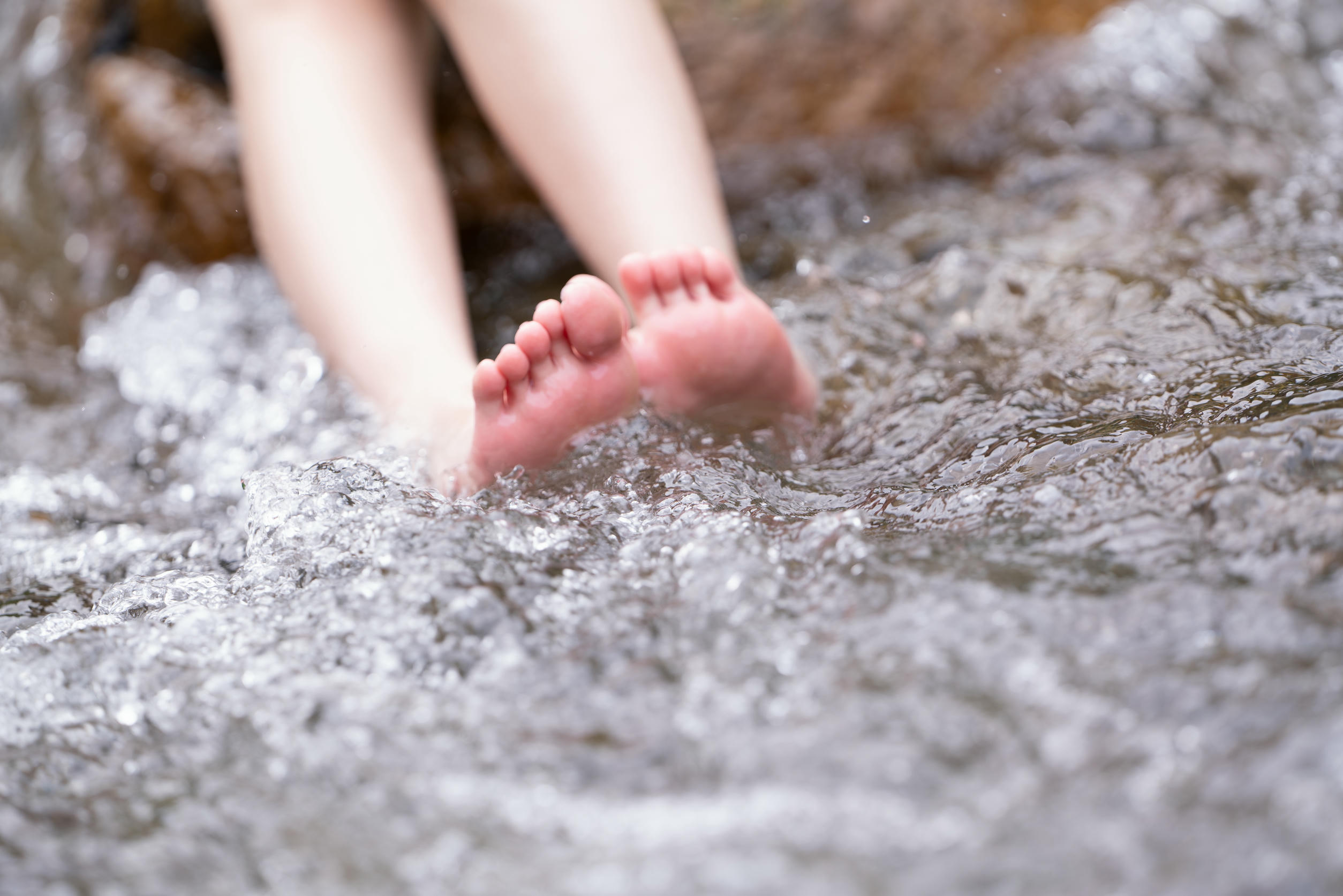 花铃Hana NO.052 小溪死库水 [36P 391MB]_第2集