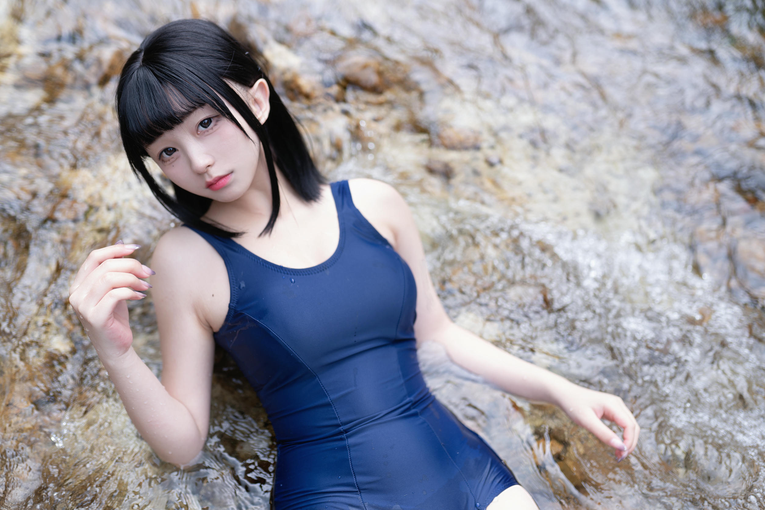 花铃Hana NO.052 小溪死库水 [36P 391MB]_第1集