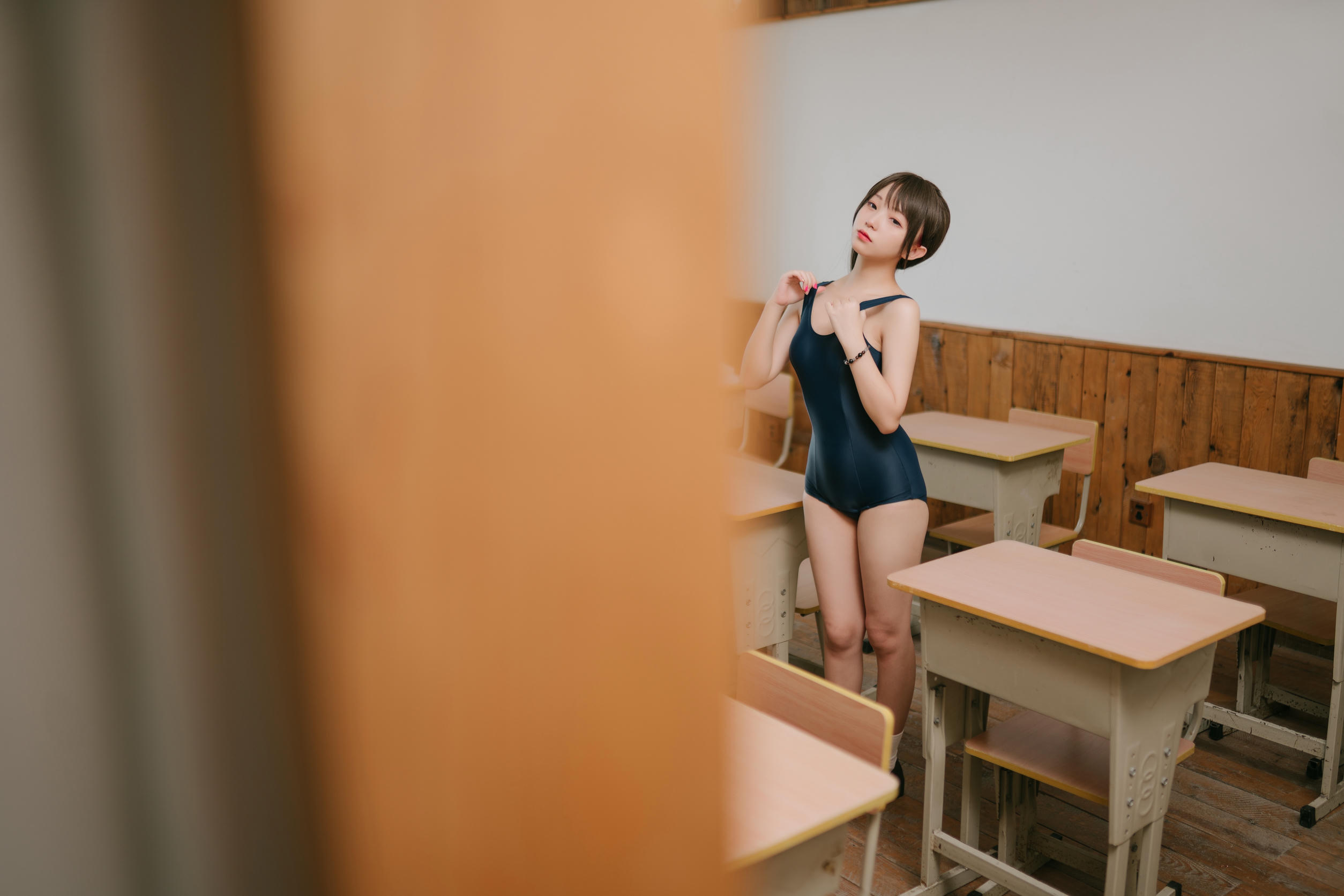 花铃Hana NO.058 风纪委员死裤水x游泳课风纪委员 [93P-715MB]_第3集