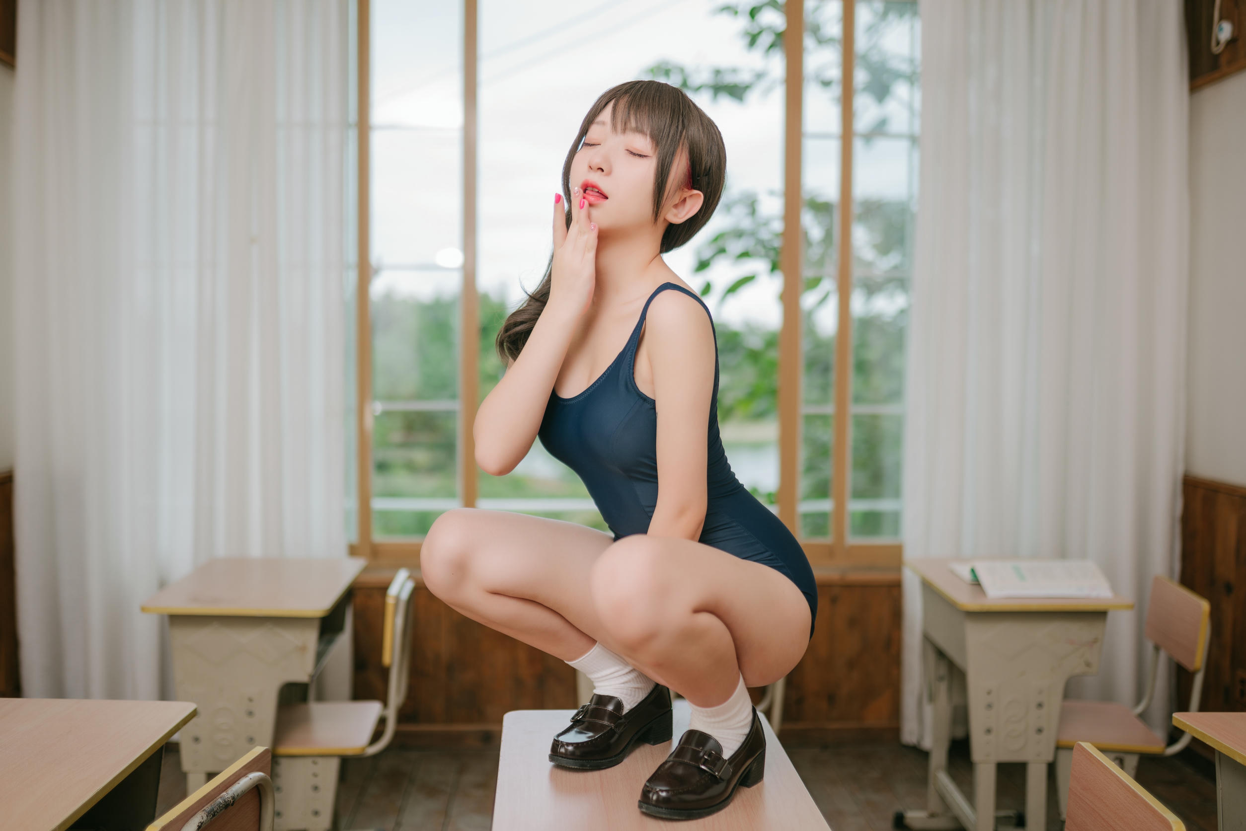 花铃Hana NO.058 风纪委员死裤水x游泳课风纪委员 [93P-715MB]_第1集