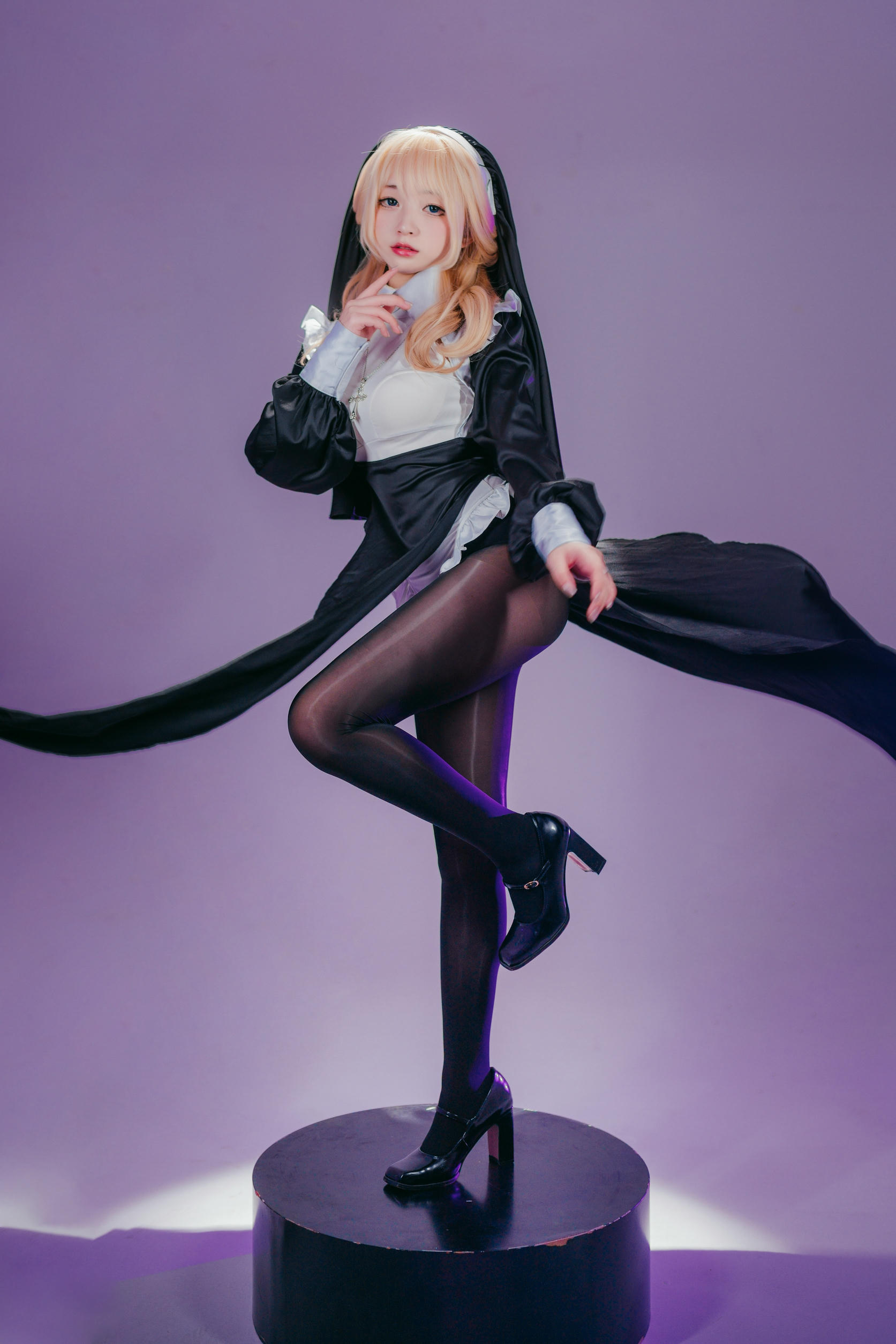 花铃Hana NO.059 圣堂修女 [151P 470MB]_第8集