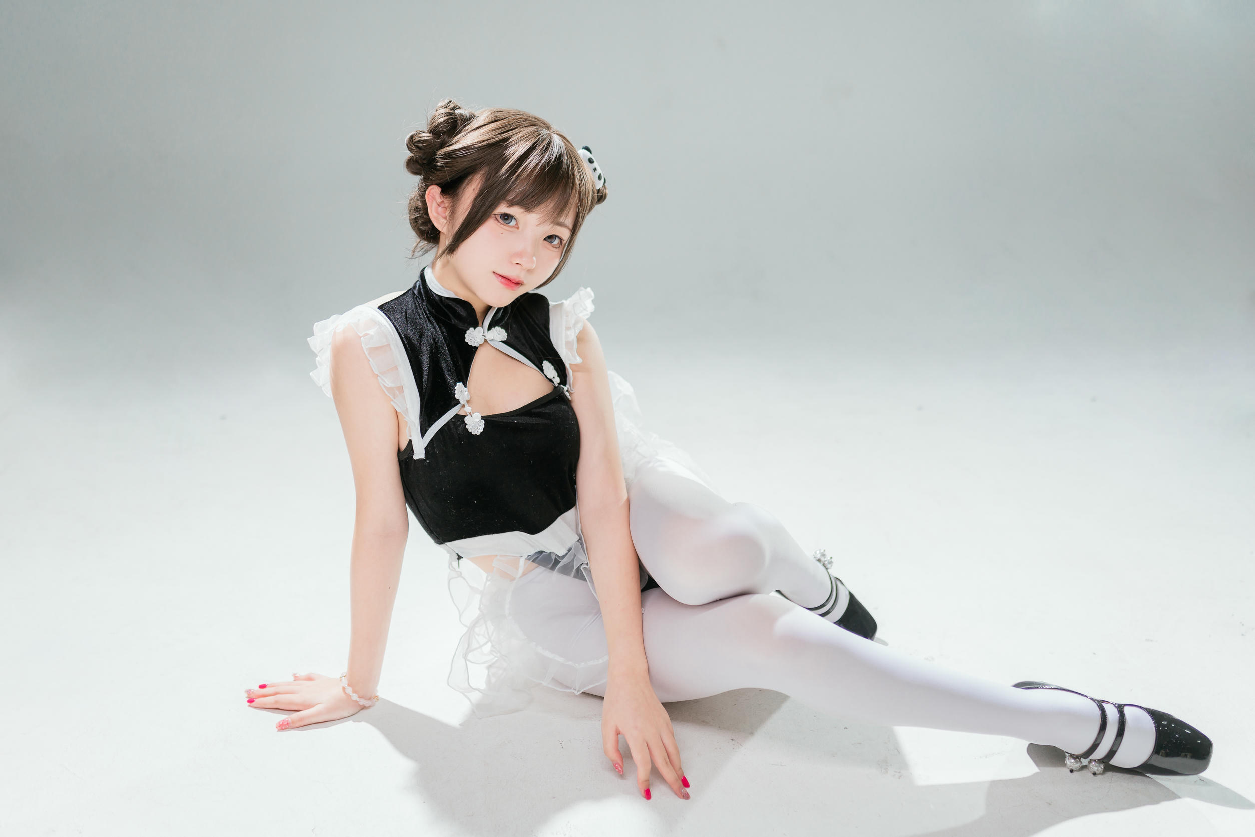 花铃Hana NO.008 高叉小熊猫 [85P 538MB]_第1集