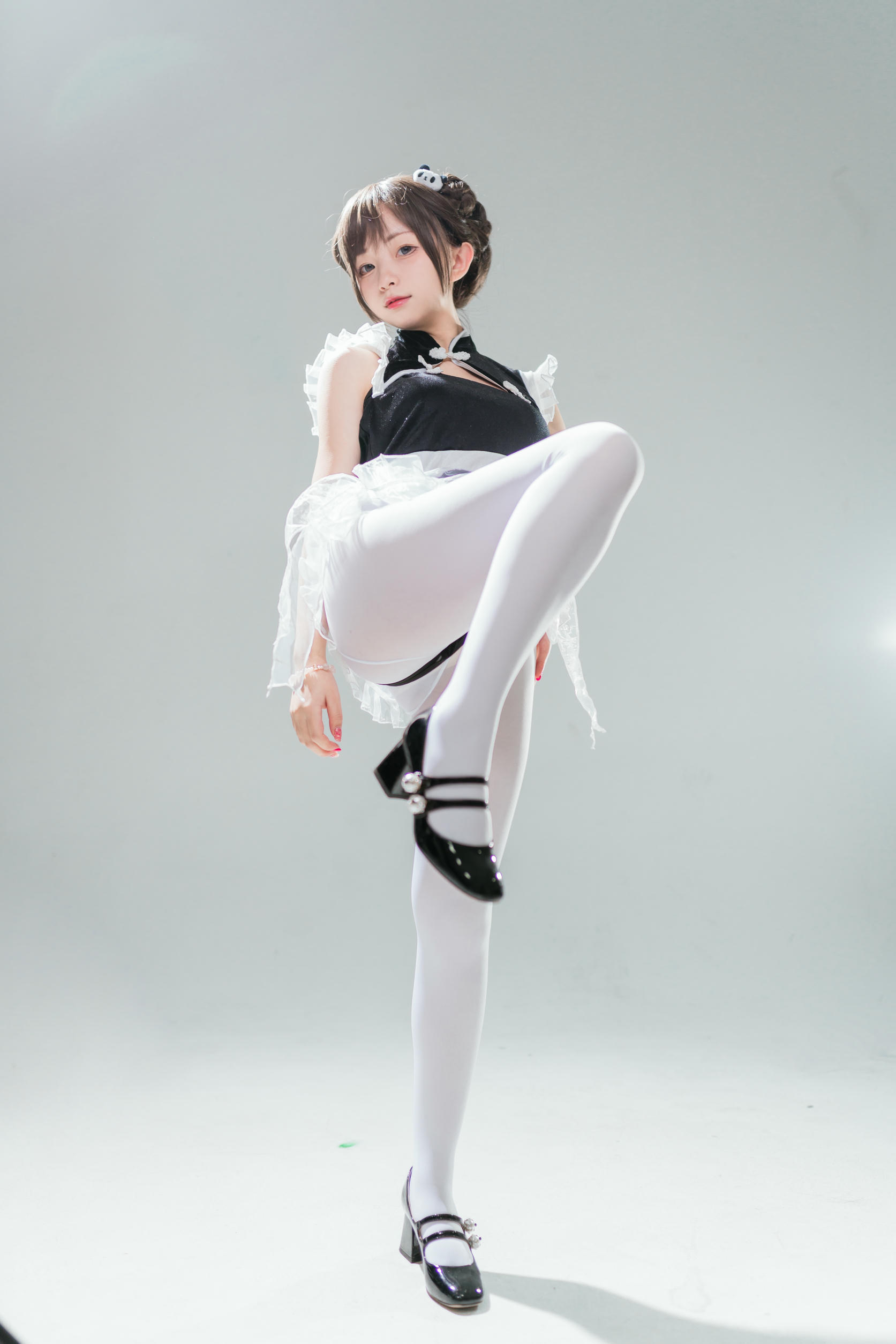 花铃Hana NO.008 高叉小熊猫 [85P 538MB]_第1集