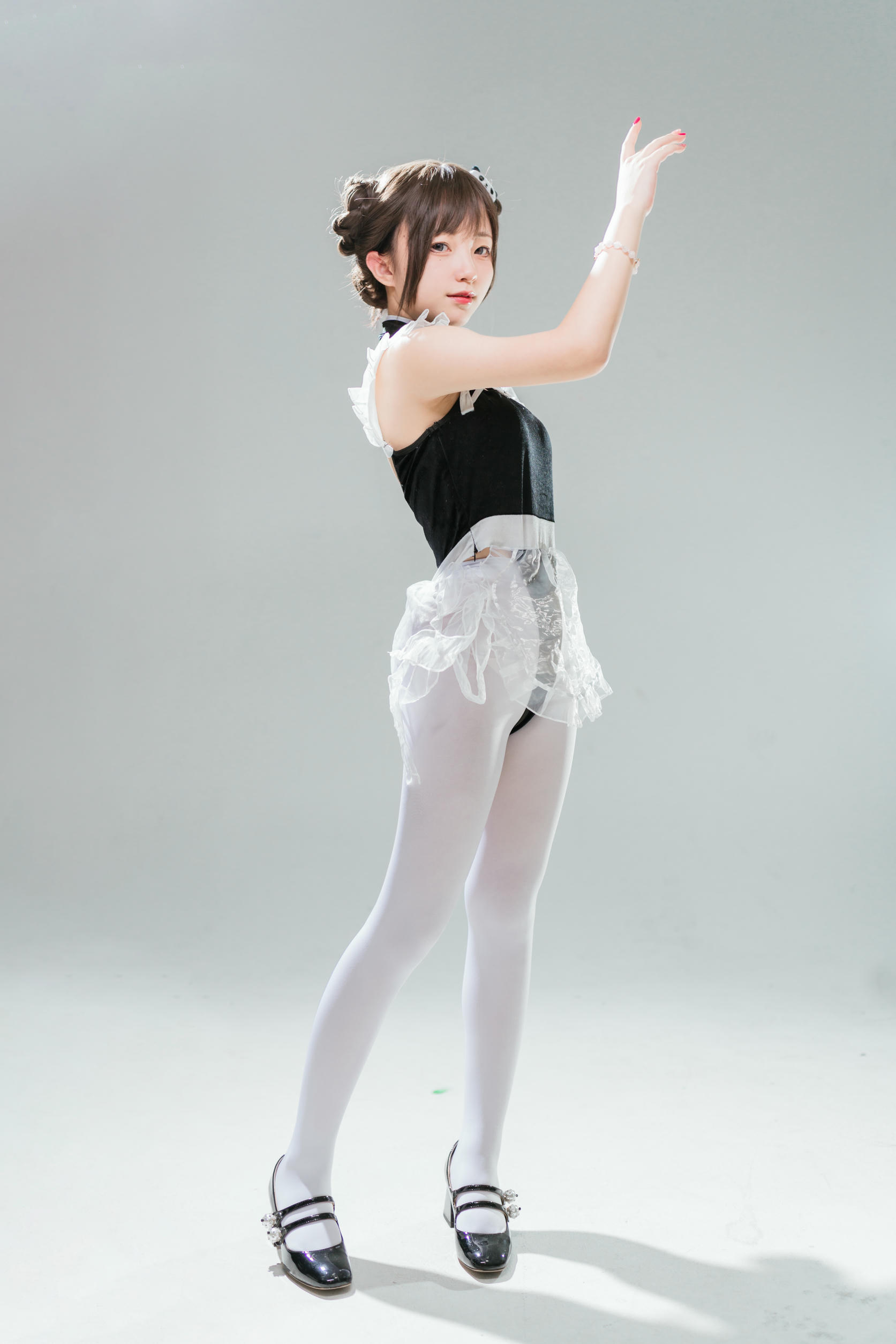 花铃Hana NO.008 高叉小熊猫 [85P 538MB]_第2集