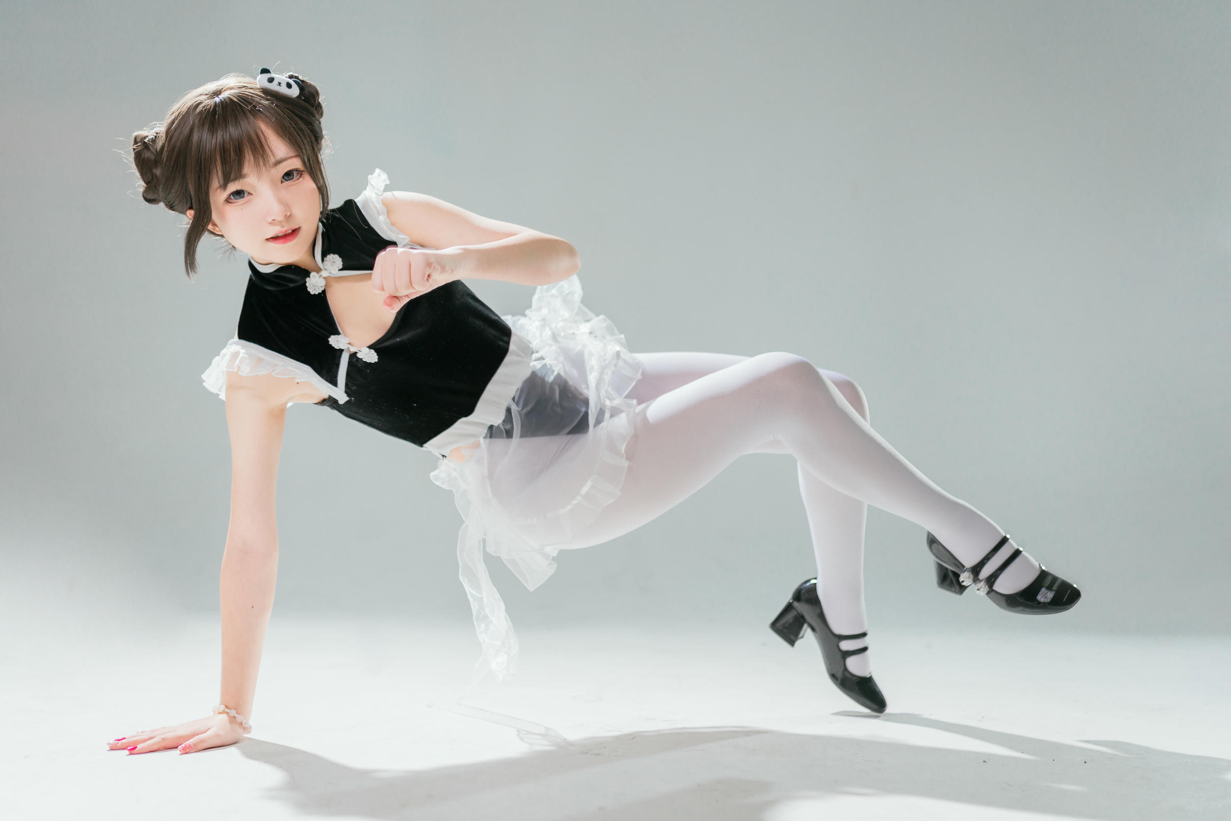 花铃Hana NO.008 高叉小熊猫 [85P 538MB]_第1集