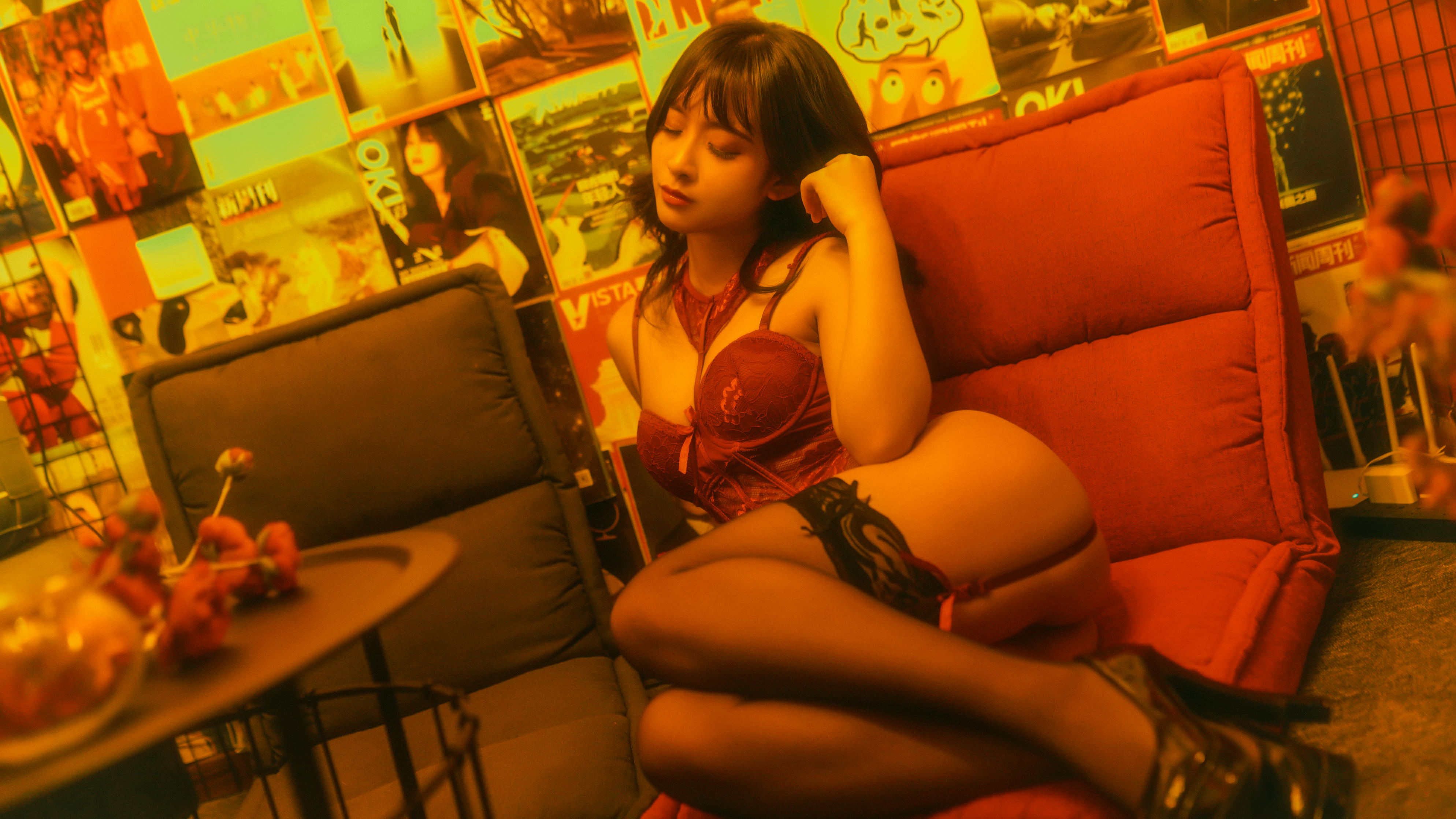 洛璃 LoLiSAMA NO.001 吻遍众生 [40P-1.14GB]_第1集