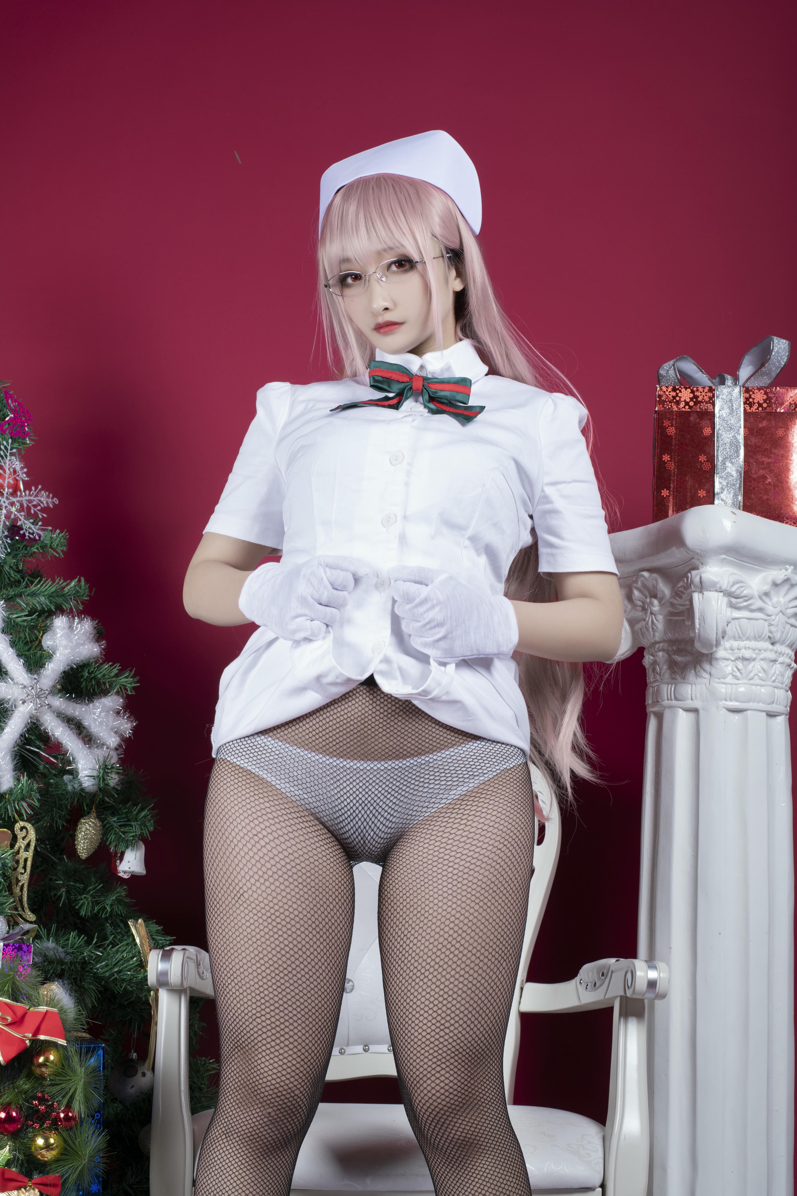 洛璃 LoLiSAMA NO.010 圣诞南丁格尔 [56P1.23GB]_第2集