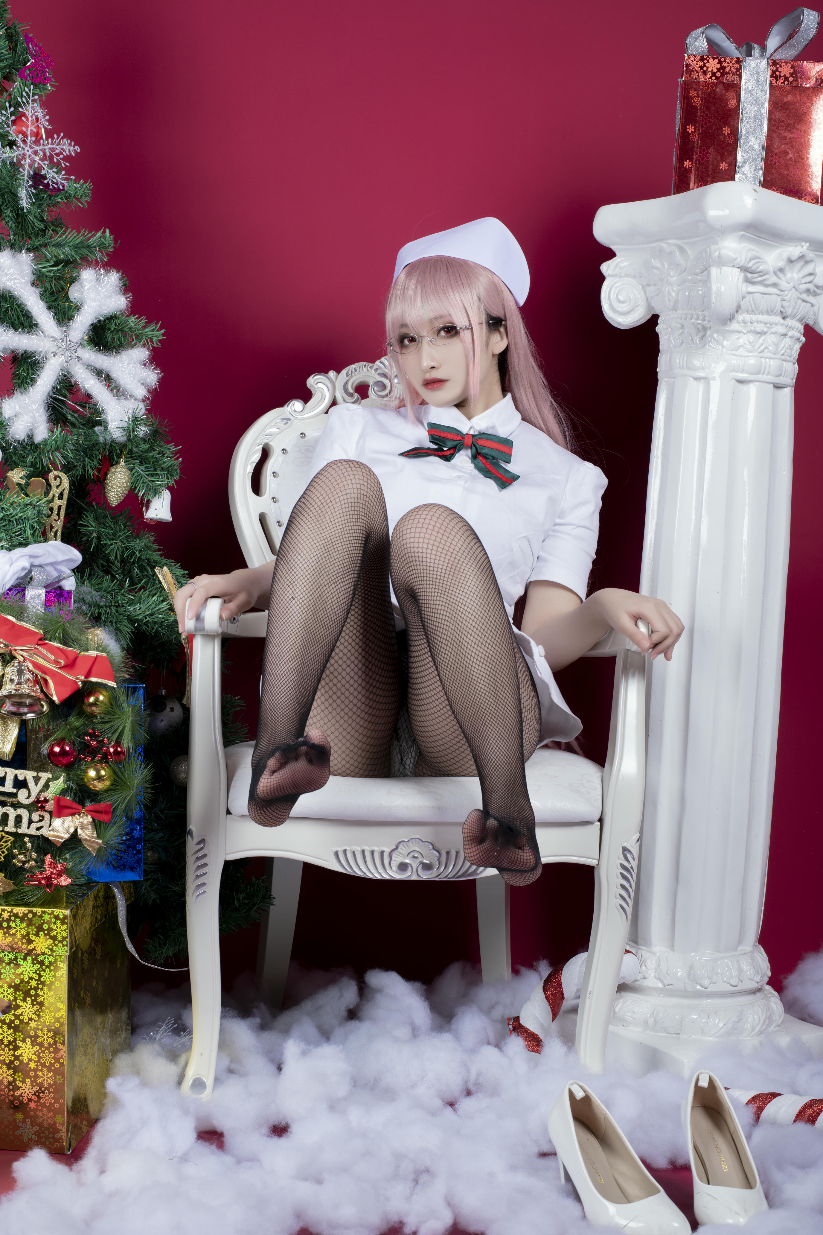 洛璃 LoLiSAMA NO.010 圣诞南丁格尔 [56P1.23GB]_第3集