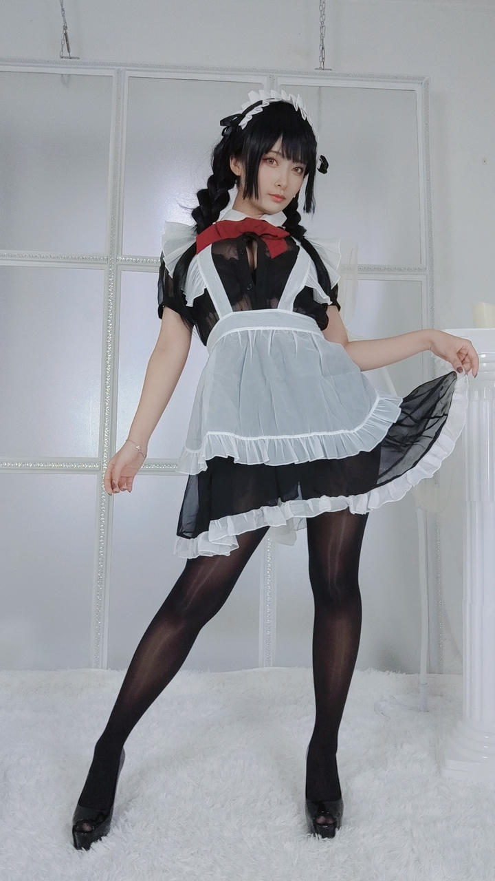 洛璃 LoLiSAMA NO.016 黑丝女仆 [93P2V-535MB]_第2集