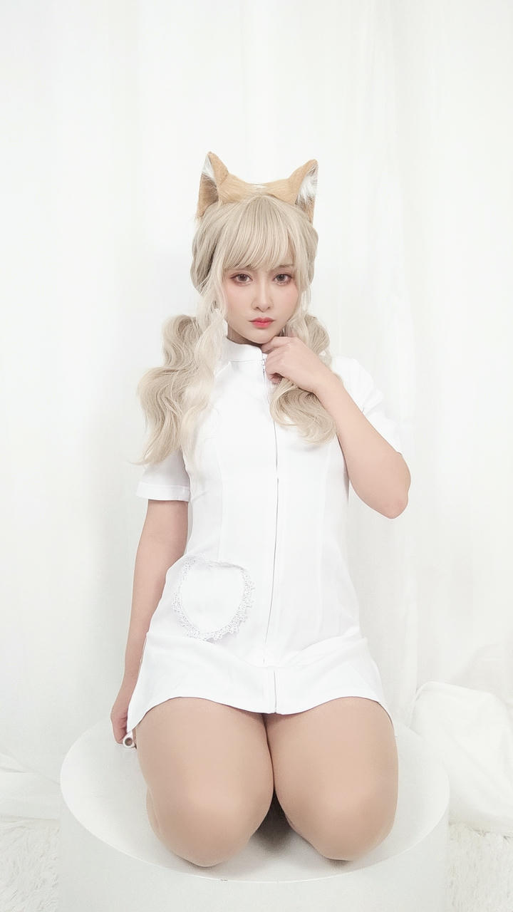 洛璃 LoLiSAMA NO.019 橘猫护士 [107P5V 656MB]_第5集