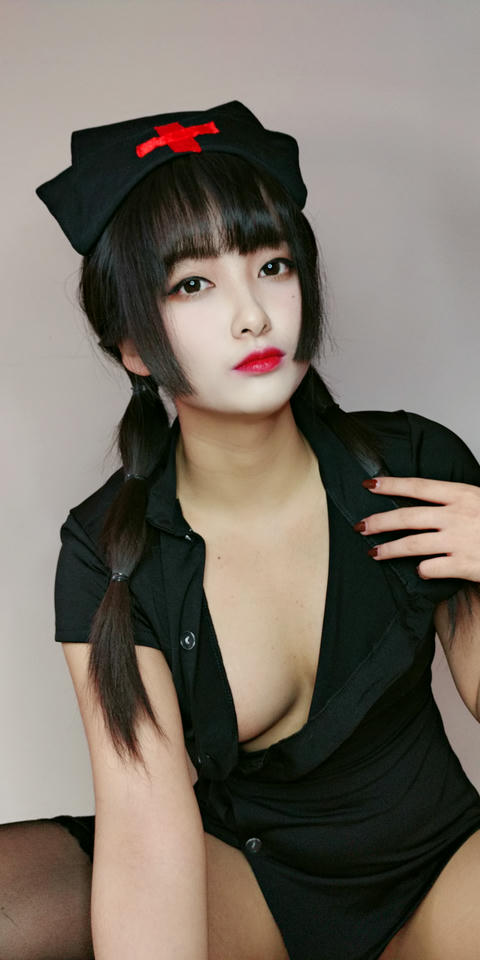 洛璃 LoLiSAMA NO.002 情人节小护士 [90P8V-187MB]_第2集