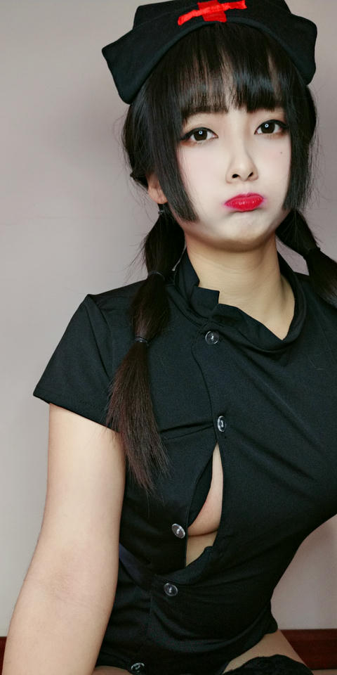 洛璃 LoLiSAMA NO.002 情人节小护士 [90P8V-187MB]_第1集