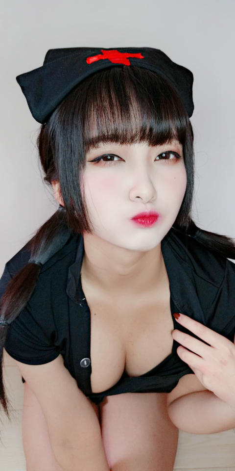 洛璃 LoLiSAMA NO.002 情人节小护士 [90P8V-187MB]_第5集