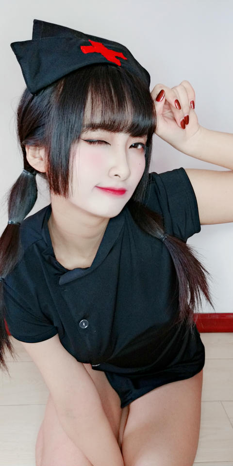 洛璃 LoLiSAMA NO.002 情人节小护士 [90P8V-187MB]_第5集