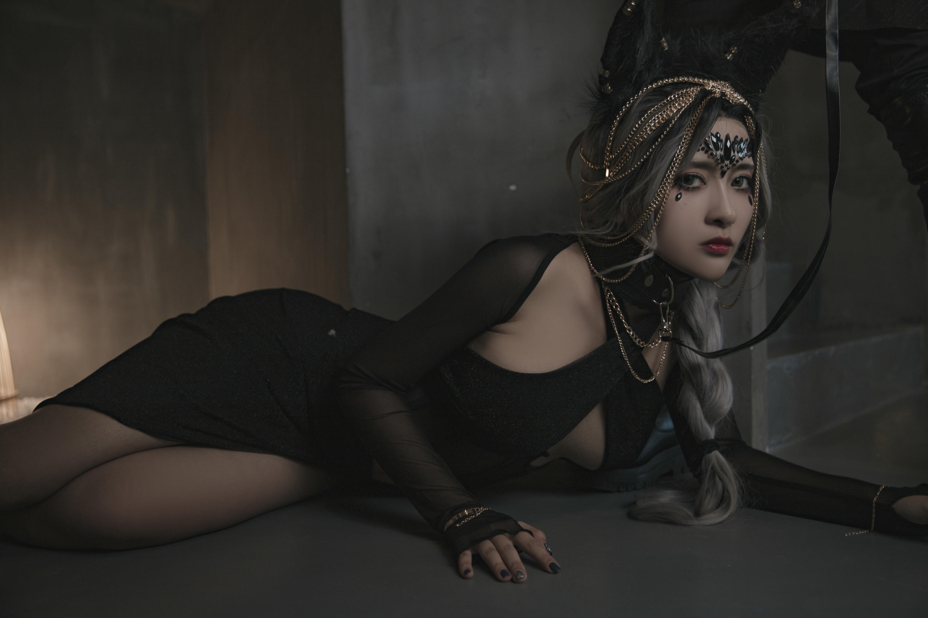 洛璃 LoLiSAMA NO.033 狼少女 狼女的调教[130P 1.66GB]_第1集