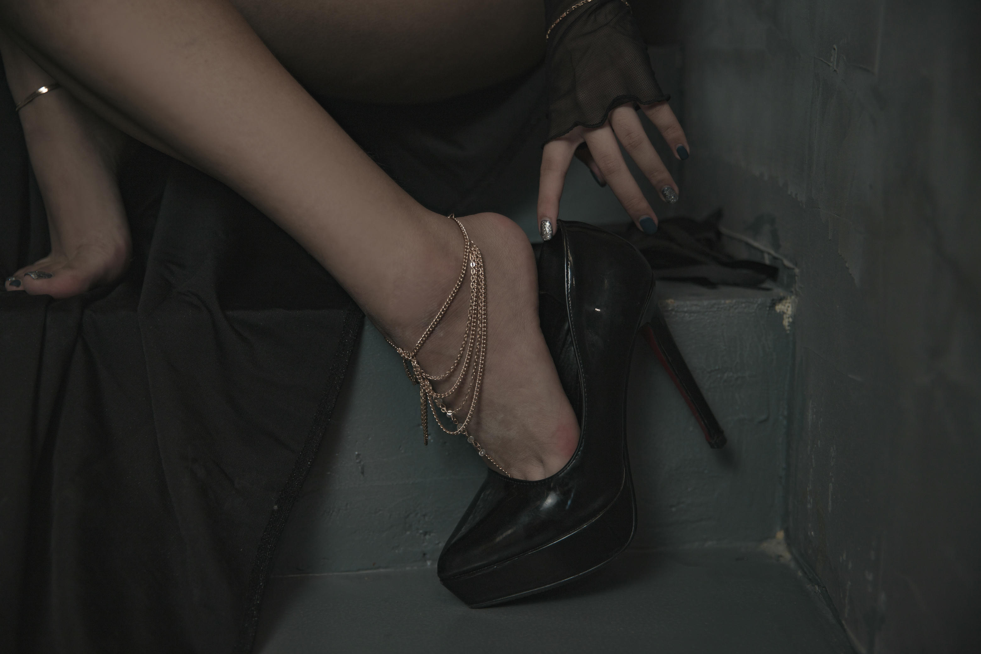 洛璃 LoLiSAMA NO.033 狼少女 狼女的调教[130P 1.66GB]_第2集